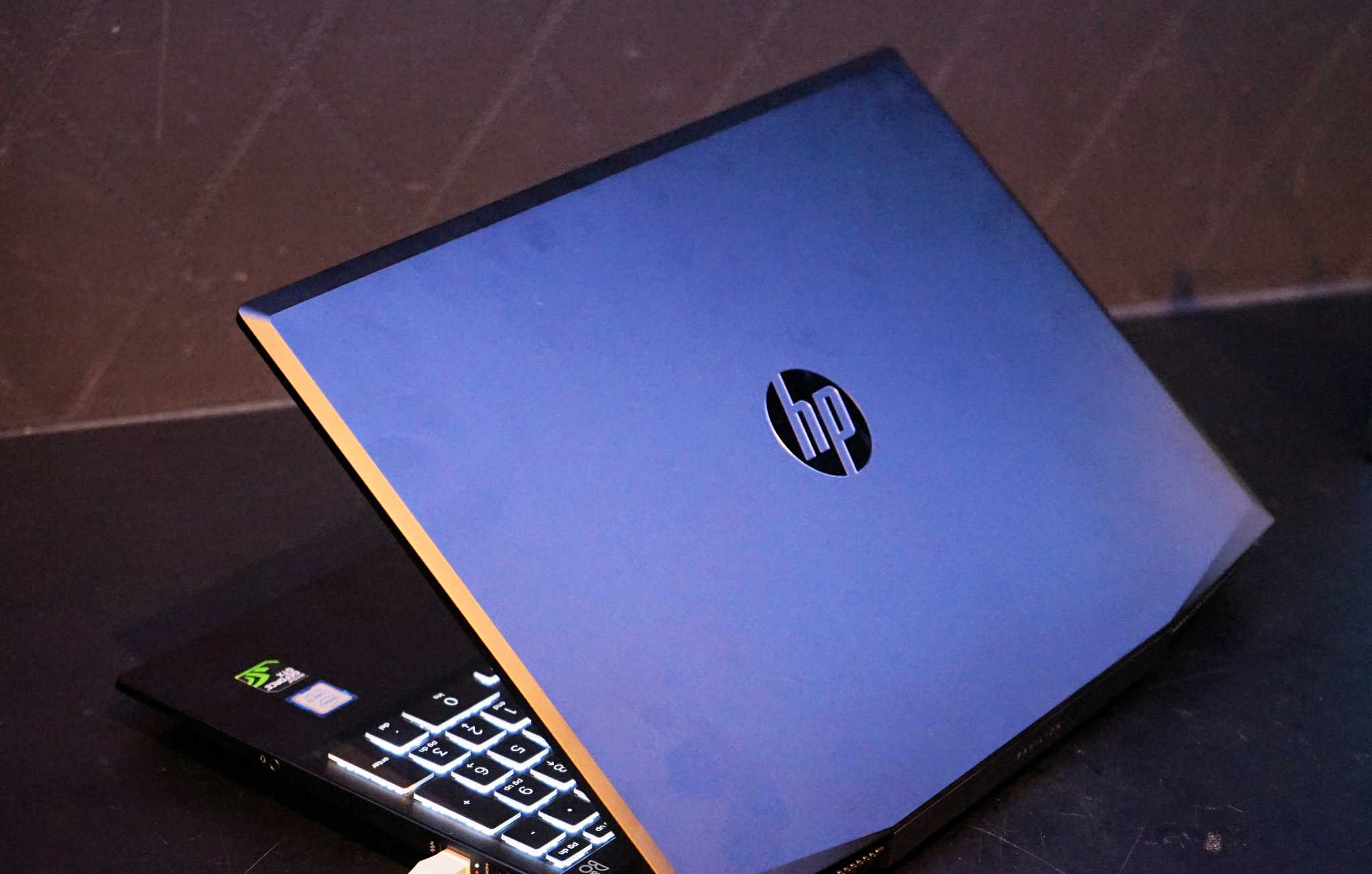 HP pavilion ゲーミングノートパソコン（2016年）
