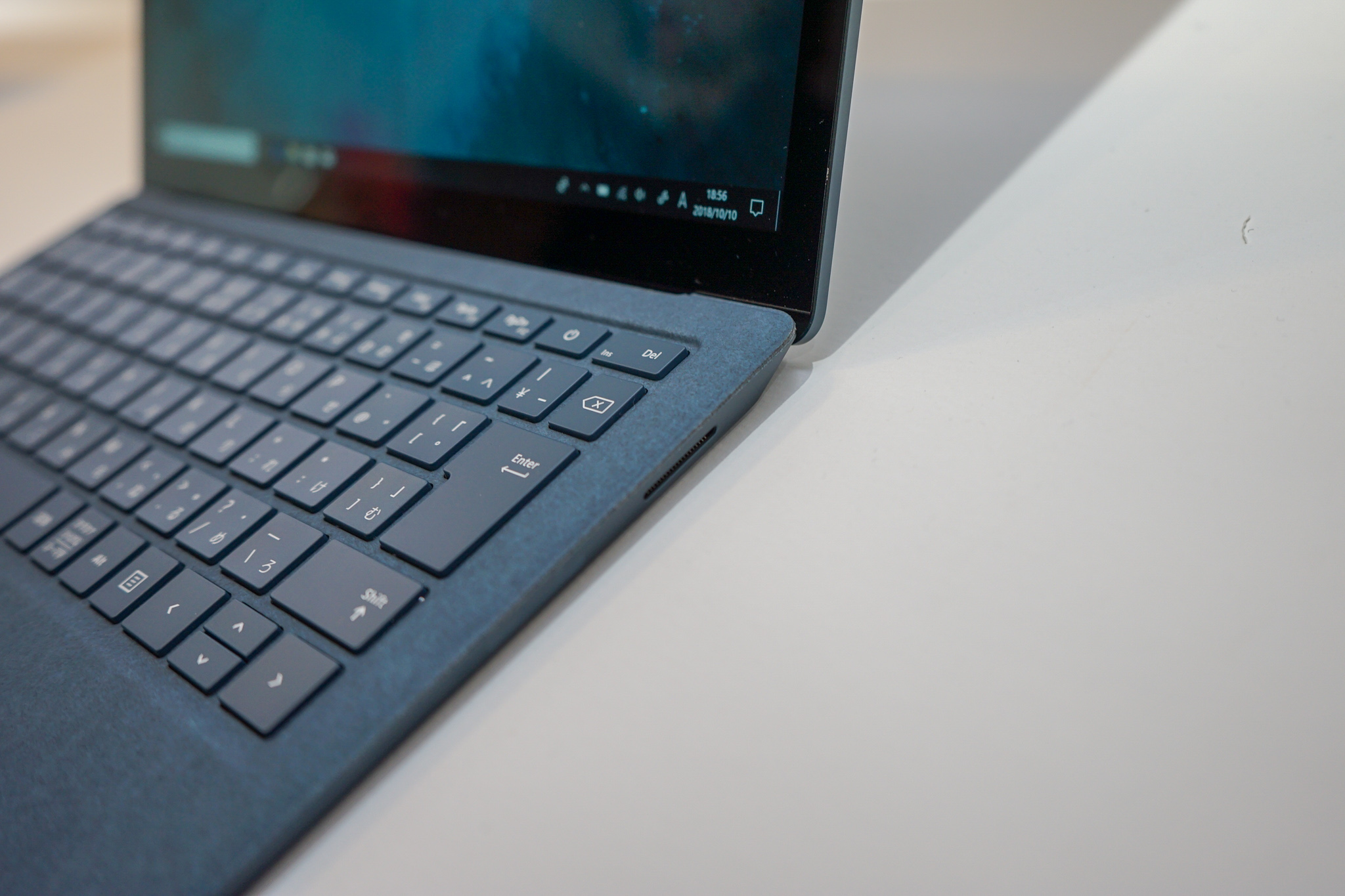 展示機レビュー】Surface Laptop 2は最高品質のノートPCだ！ | うっし