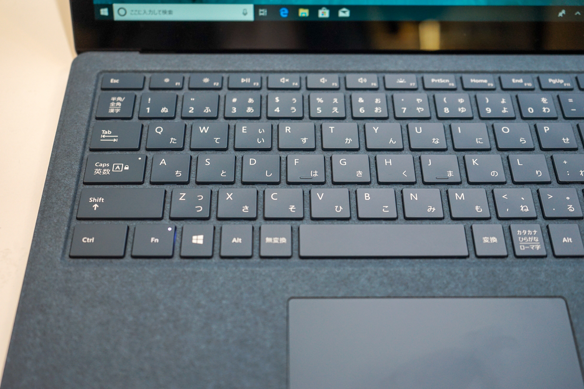 展示機レビュー】Surface Laptop 2は最高品質のノートPCだ！ | うっし