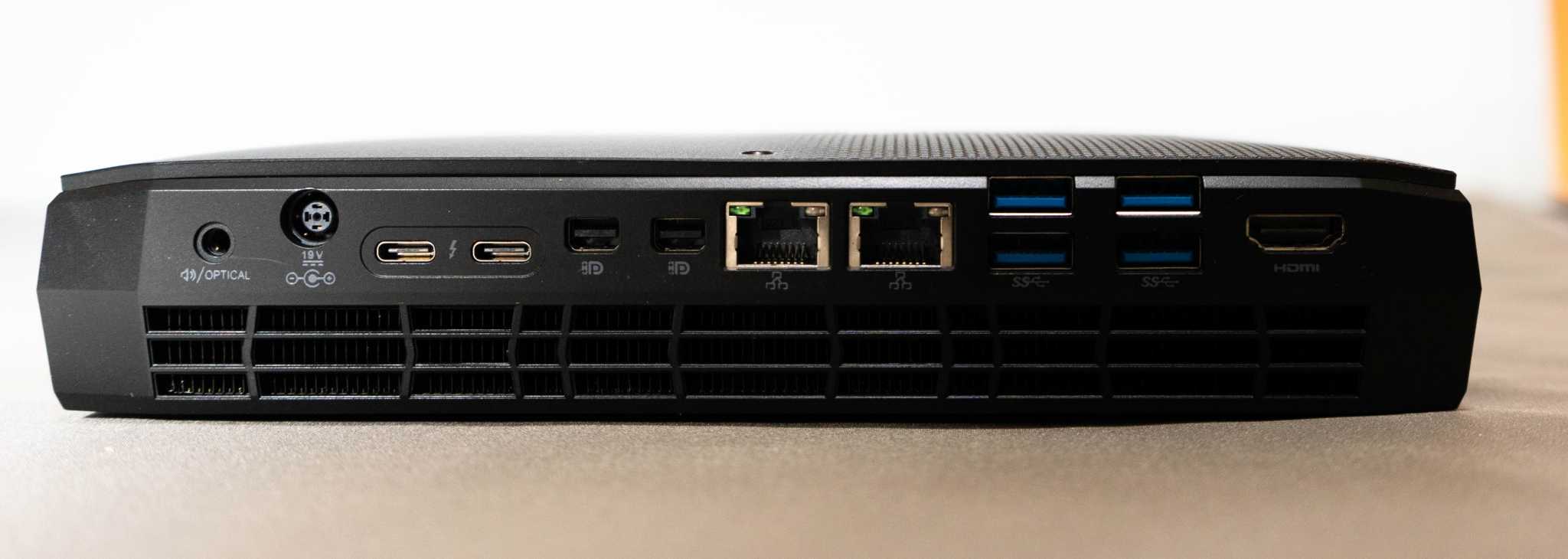 Intel NUC】超小型！格ゲー専用マシンにおすすめのゲーミングPC|LEVEL
