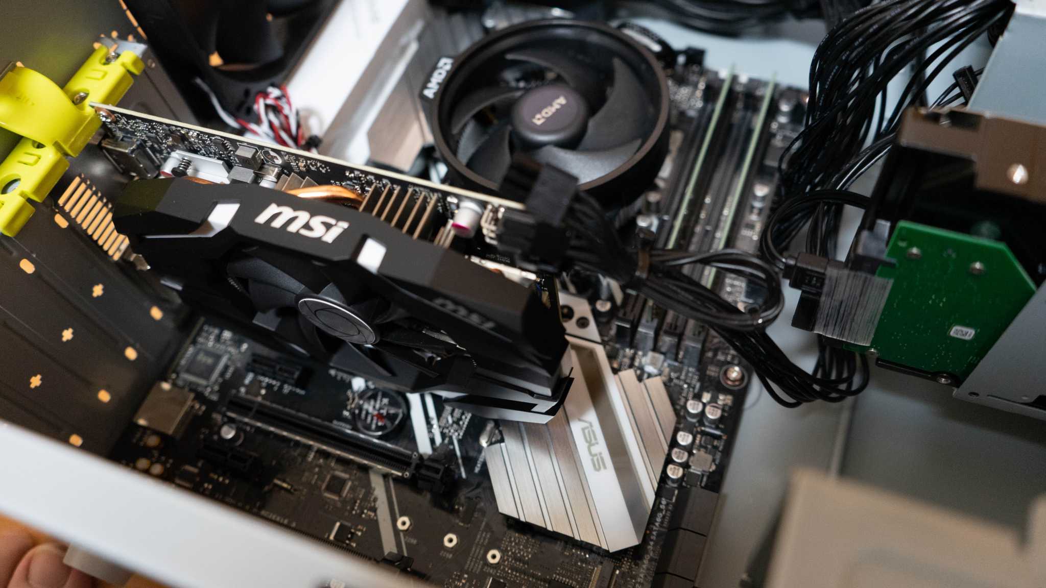 Ryzen 5 2600搭載デスクトップPCでおすすめの『STYLE-R0X4-R52-RNV』を