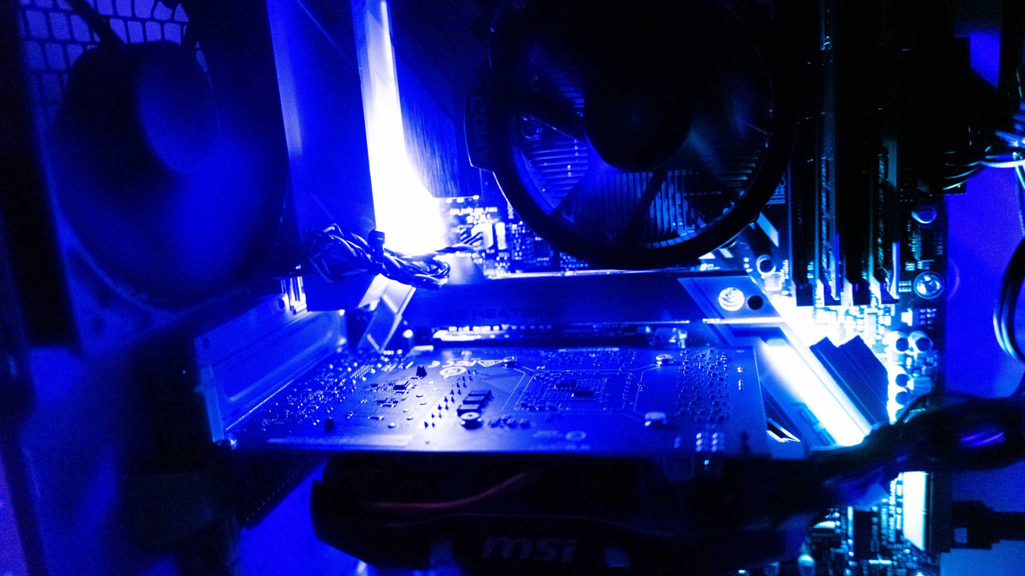 Ryzen 5 2600搭載デスクトップPCでおすすめの『STYLE-R0X4-R52-RNV』を