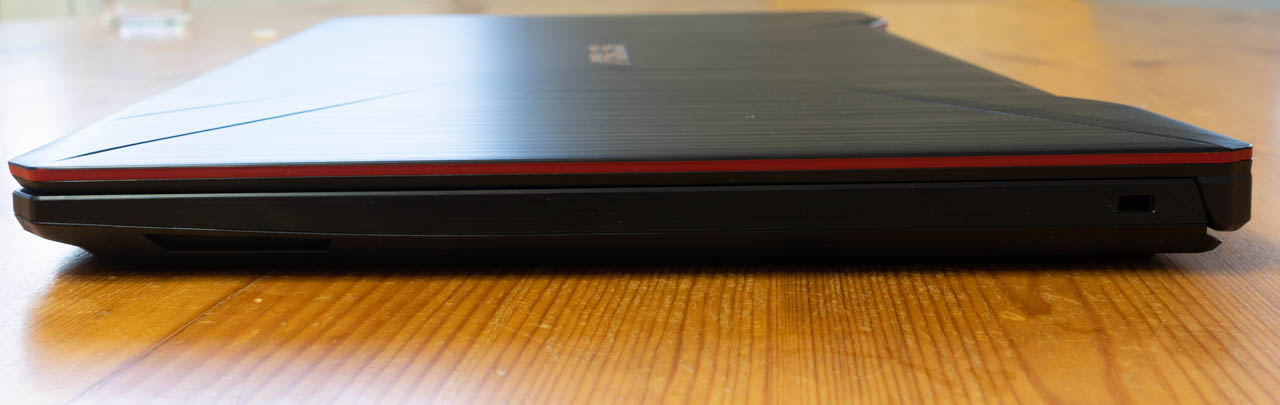 TUF GAMING】FX504Gレビュー|安くてかっこいいゲーミングノート TUF GAMING】FX504Gレビュー|安くてかっこいいゲーミングノート