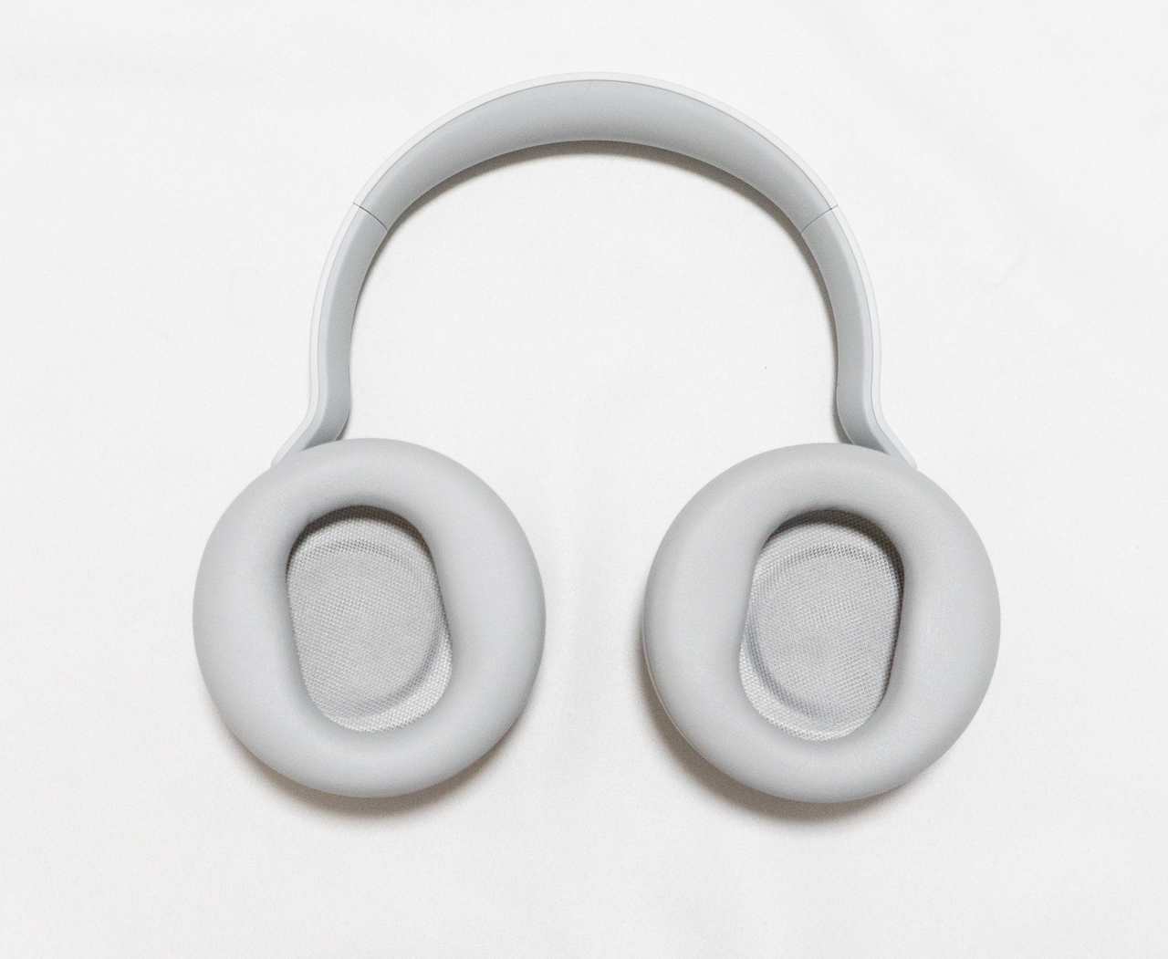 Surface Headphonesレビュー|ヘッドフォンとしてではなく、サーフェス