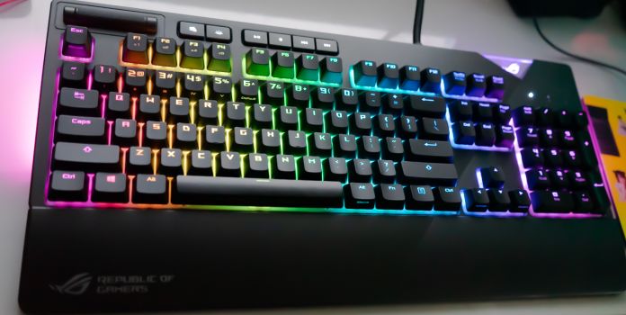 XA01 ROG STRIX FLARE/RD/US_1(赤軸モデル)レビュー｜感想を紹介