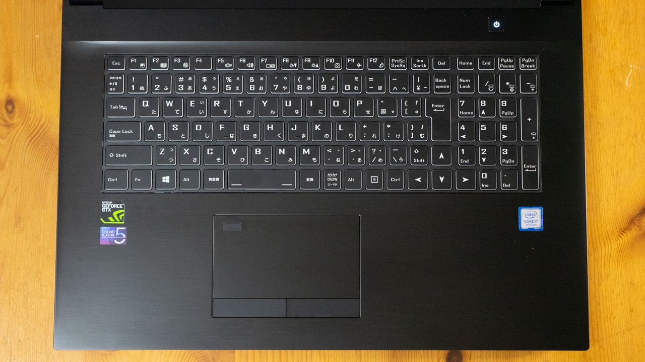 m-Book マウス W（W890）レビュー： 写真・動画編集も快適 W890 