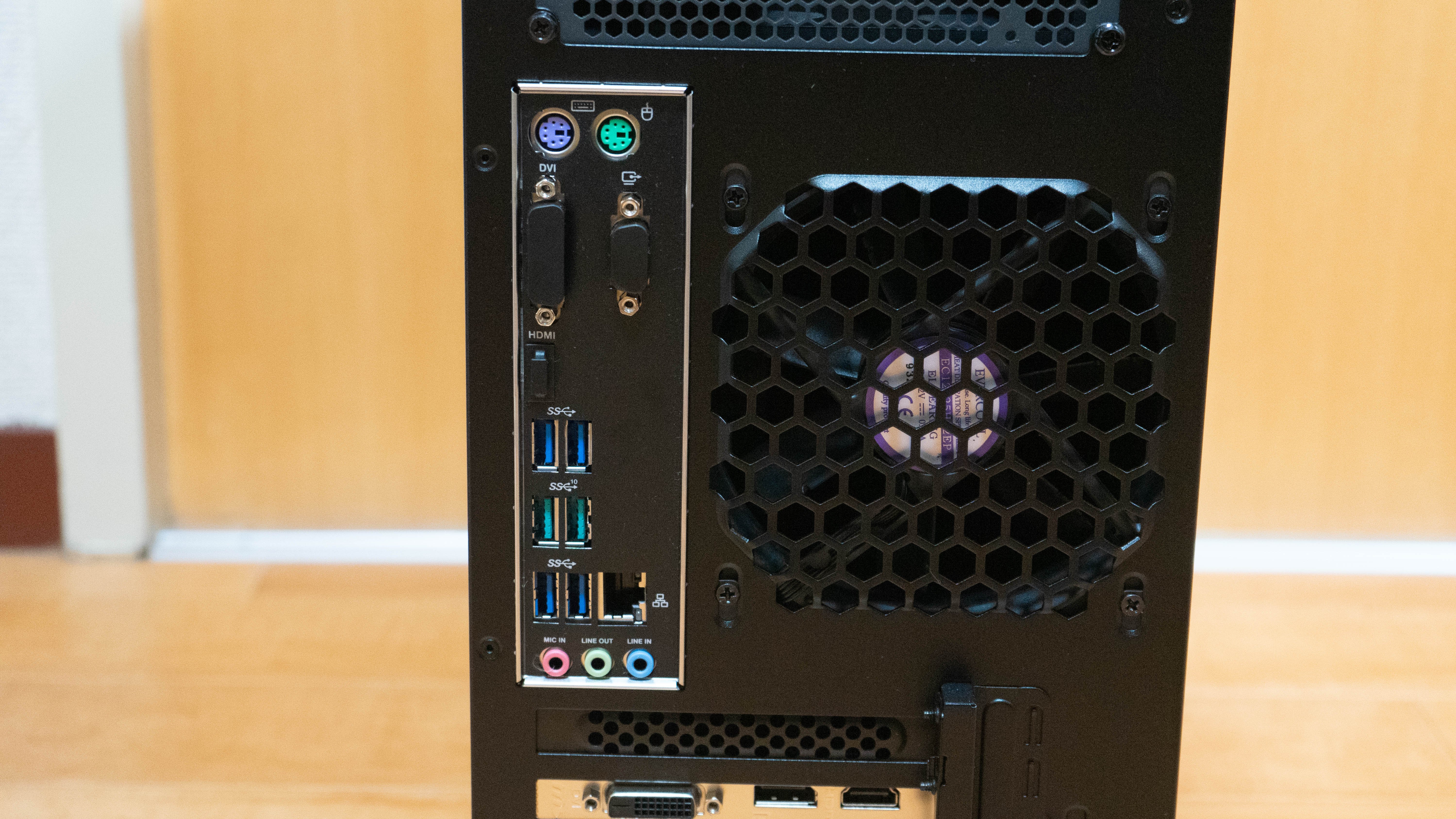 G-Tune マイクロタワー型 NEXTGEAR-MICROシリーズの解説とレビュー 