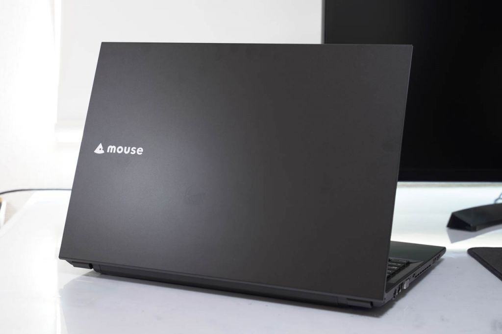 mouse F5-Celeron レビュー、売れ筋の15.6型スタンダードノート