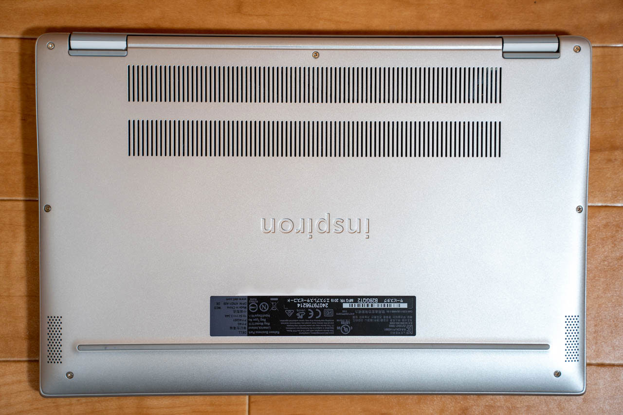 デル Inspiron 13 7000(7391)レビュー 最大1TBのSSDが搭載可能な13.3型