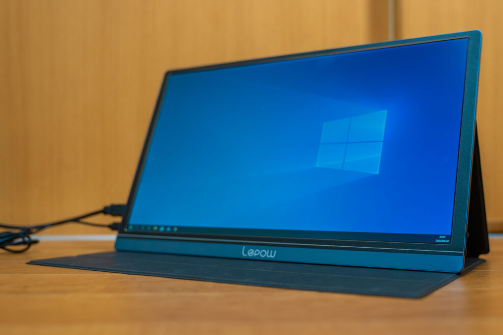 Lepow Z1レビューコンパクトで使いやすい15.6型モバイルモニター