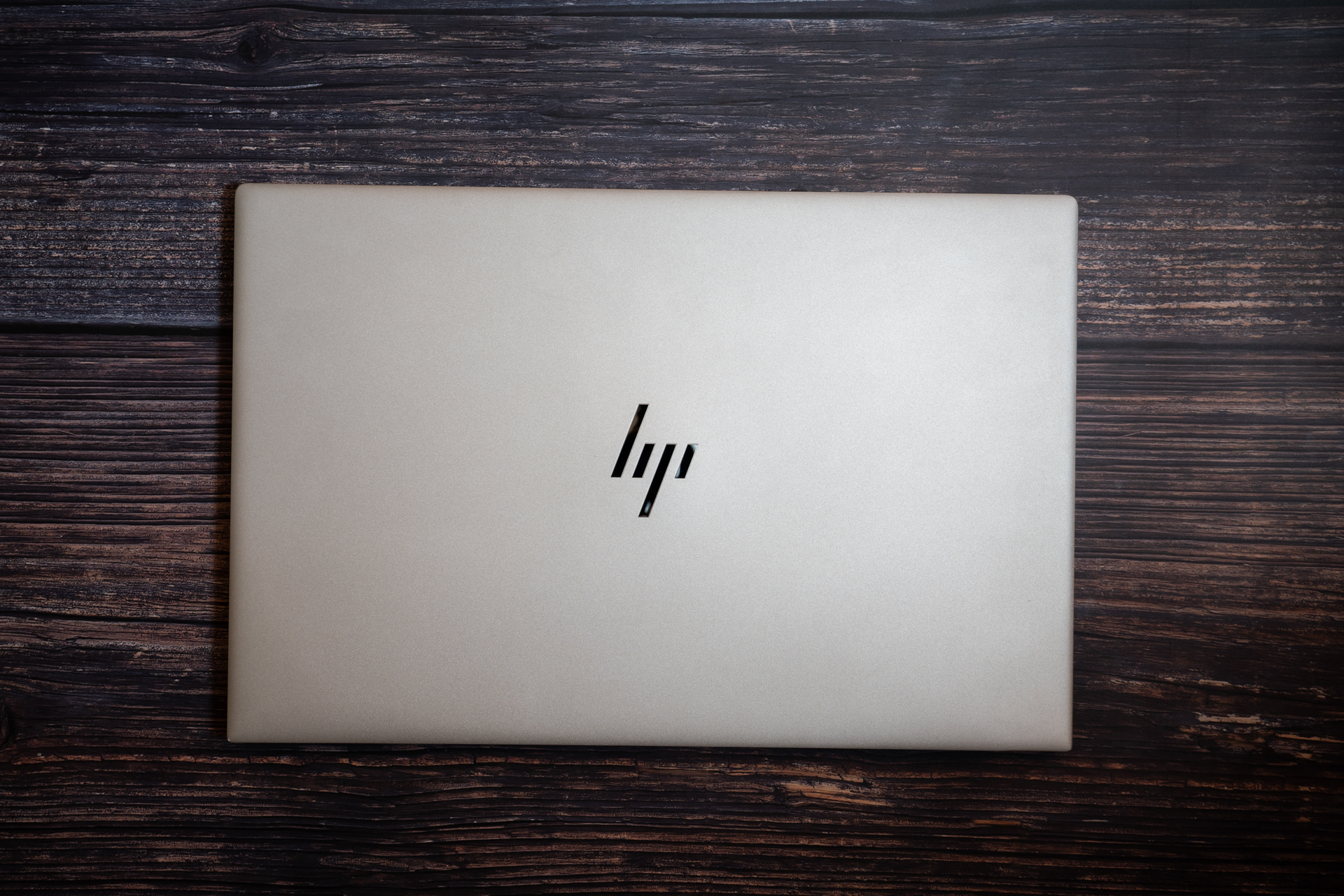 HP ENVY 15 2020年モデルレビュー Core i7 10750H/GTX1660Ti搭載の 