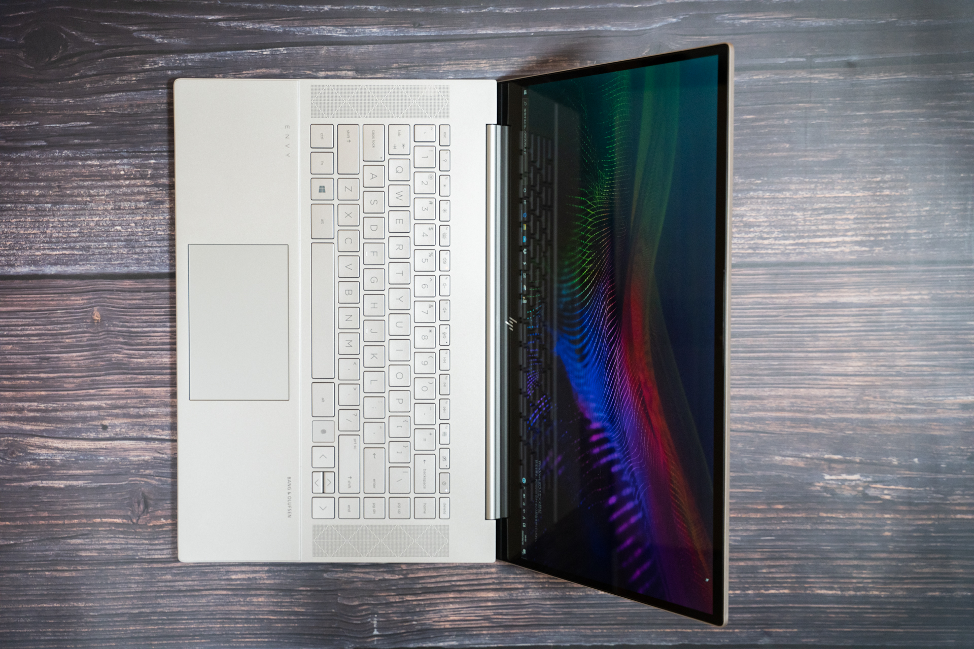 HP ENVY 15 i7-10750H メモリ16GB SSD 512GB HP ENVY 15 2020年モデルレビュー Core i7 10750H/GTX1660Ti搭載の