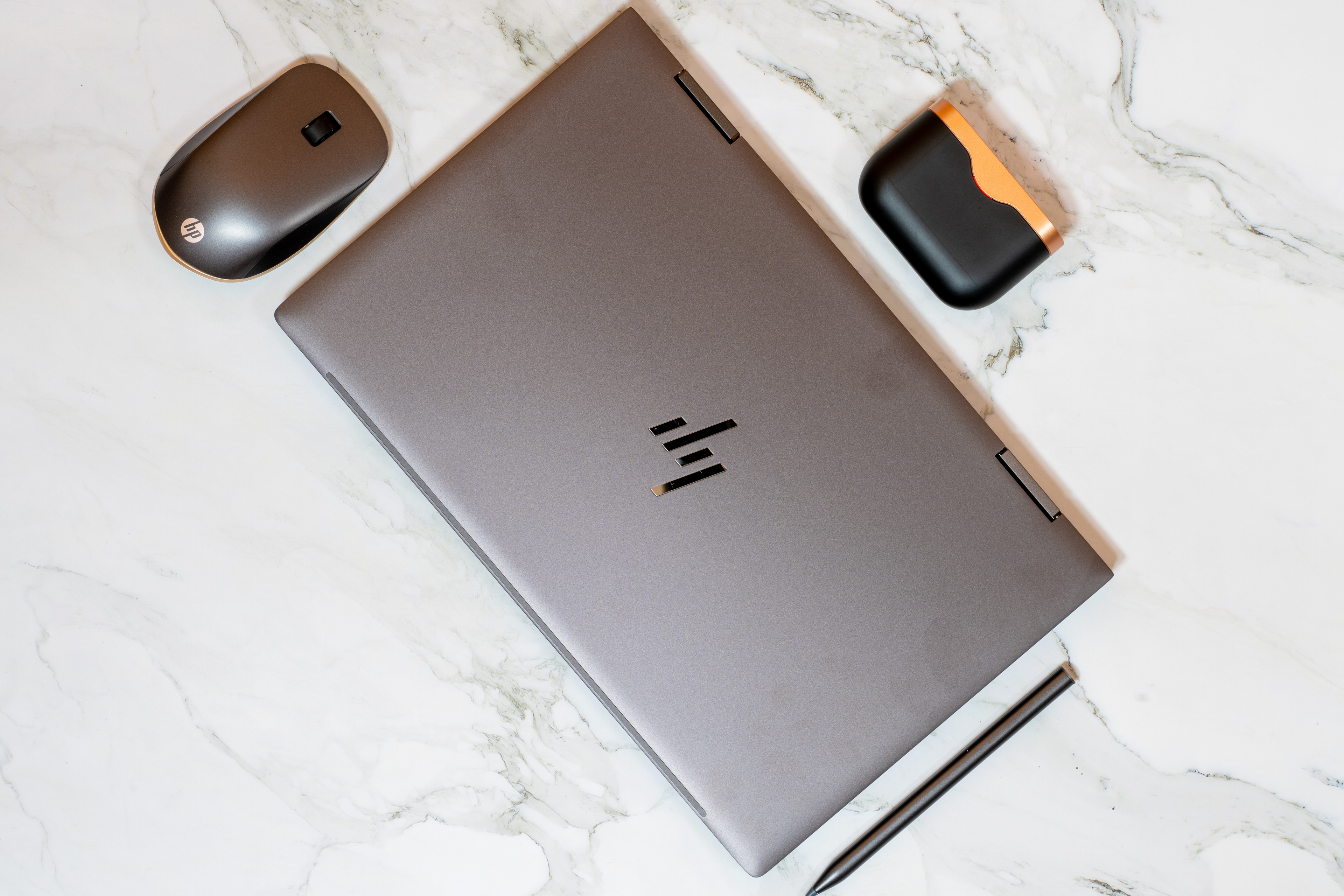 HP ENVY X360 13-ay0000 2020年モデルレビュー 最高の2-in-1