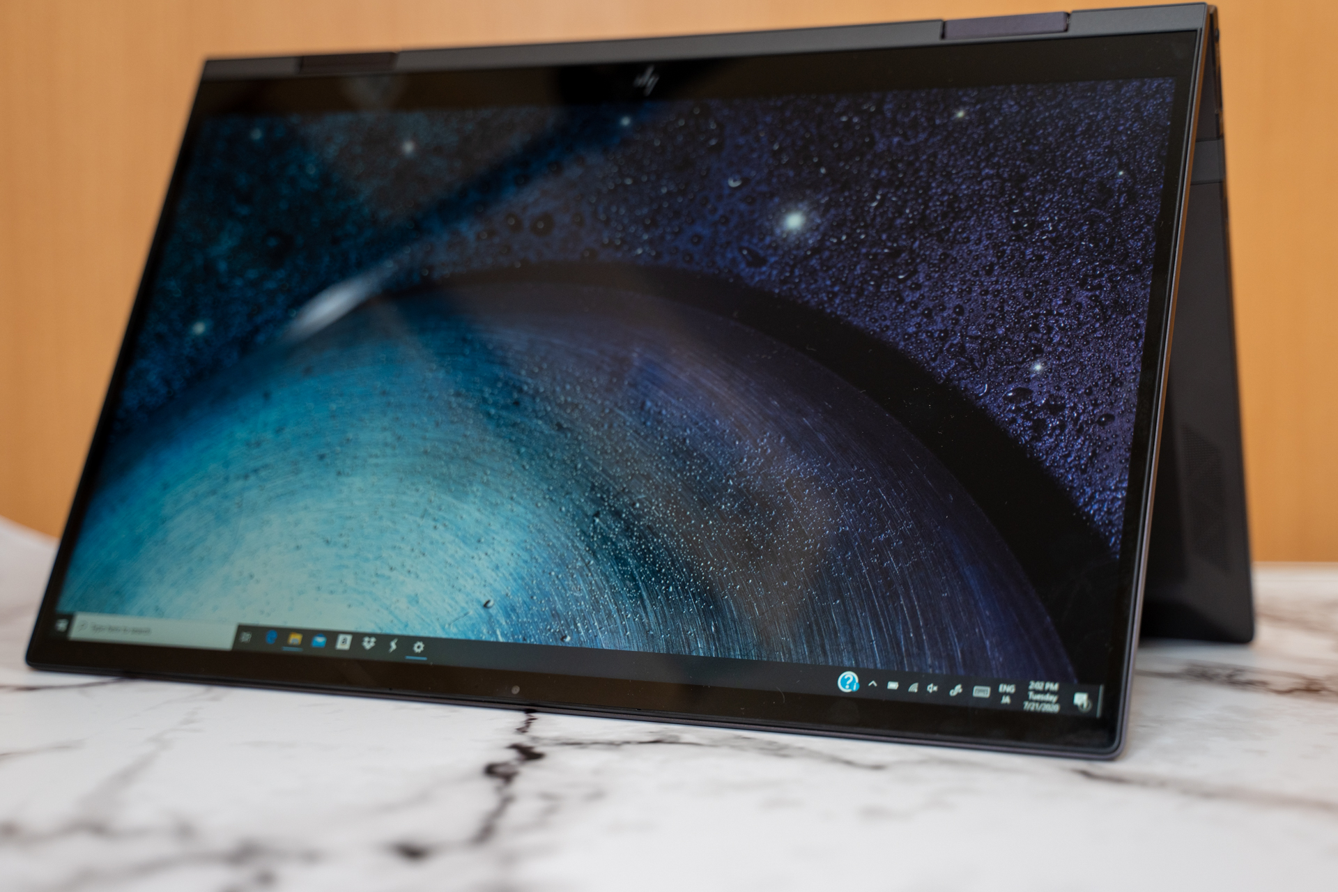 HP ENVY X360 15-ee0000 （AMD）レビューHPで人気の タッチ対応の15.6