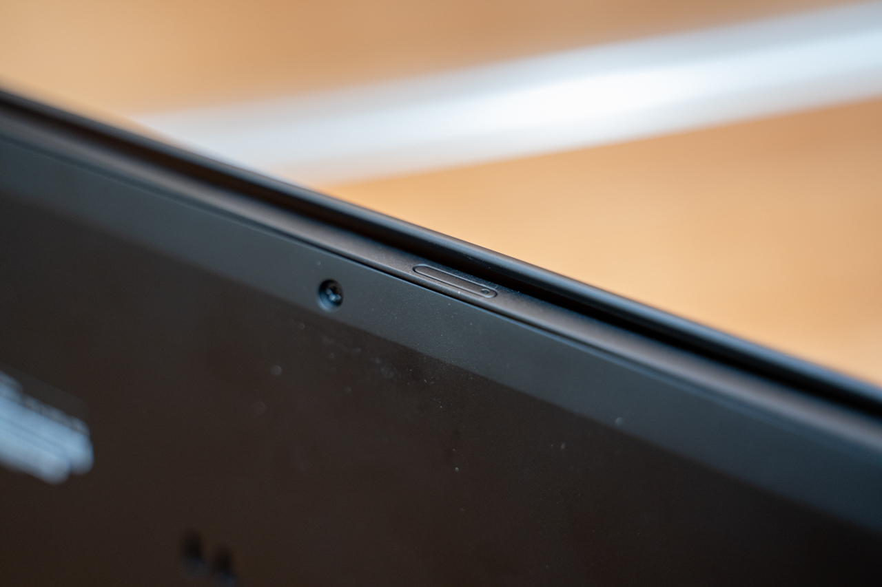 ThinkPad X1 Carbon Gen7（2019年モデル）レビュー14型で1.1kgの