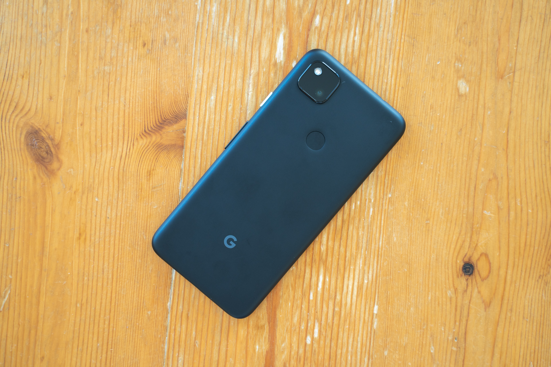 Googleスマートフォン Pixel 4aレビュー 4万円台で買えるミドルクラス