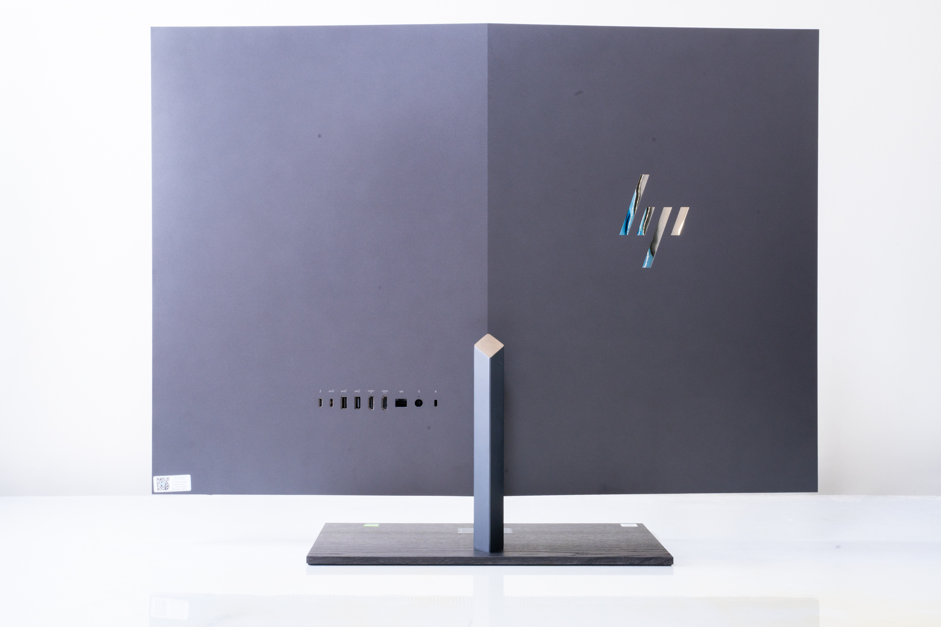 HP ENVY All-in-One 32プロフェッショナルモデルレビュー 広色域4K