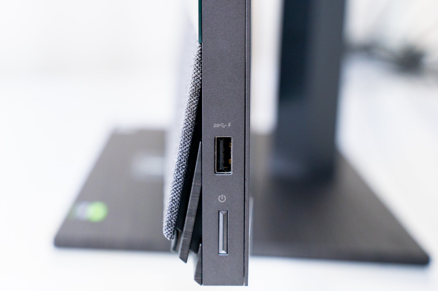 HP ENVY All-in-One 32プロフェッショナルモデルレビュー 広色域4K