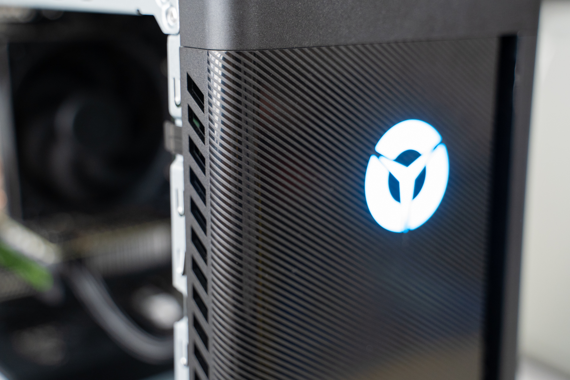 レノボ Legion T550i レビュー 税込み8万円台から買えるコスパ最高