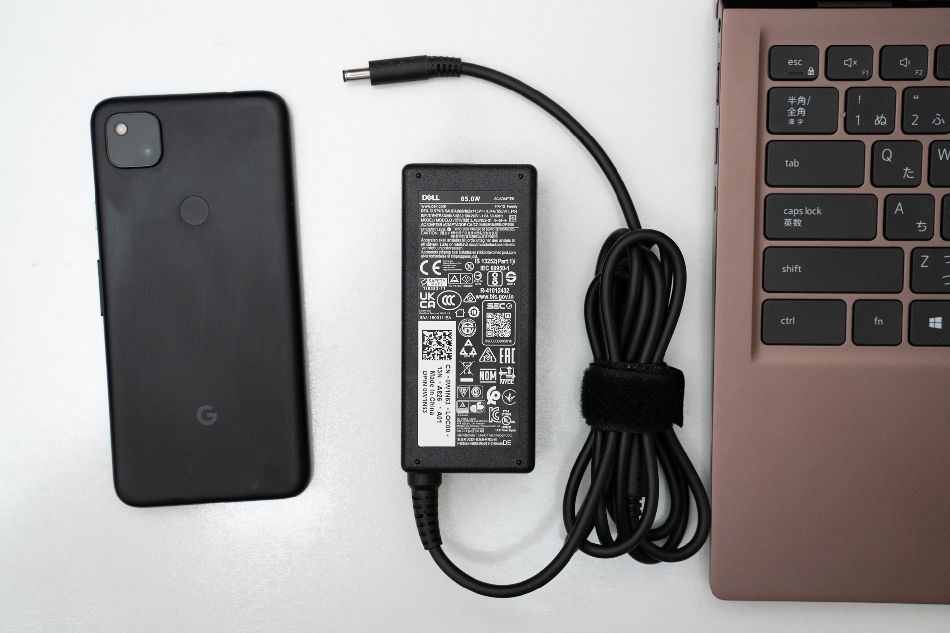DELL Inspiron 5415 ノートパソコン 充電器・マウス付き Inspiron 14 5000(5415)レビュー キーボードが強化され使いやすい