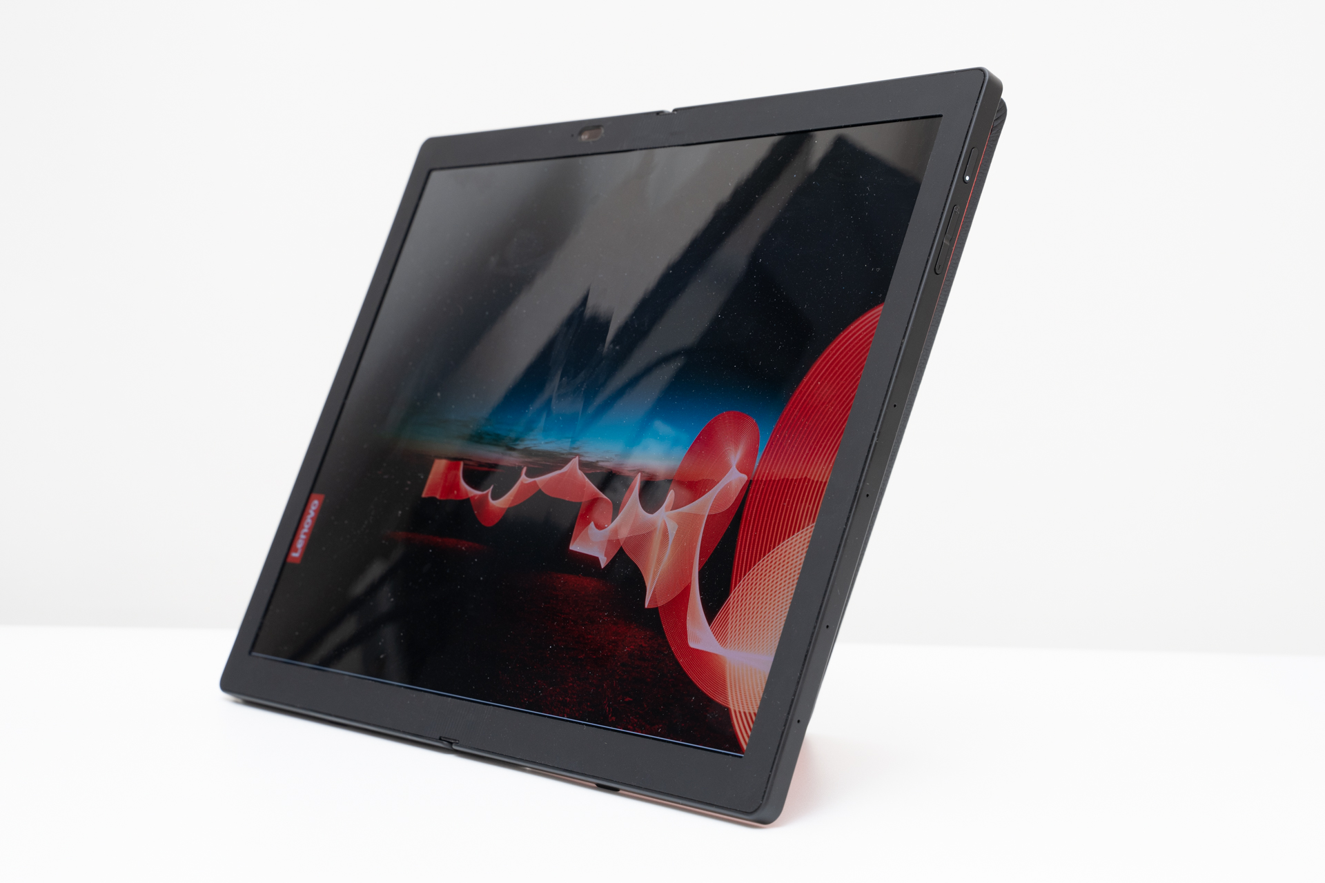 ThinkPad X1 Fold レビュー心がワクワクする折りたたみPC | うっしーな