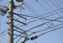 【光回線現地調査物件】一人暮らしの引越し前にすべきこと、光回線が引けるまでのおすすめ代替サービス