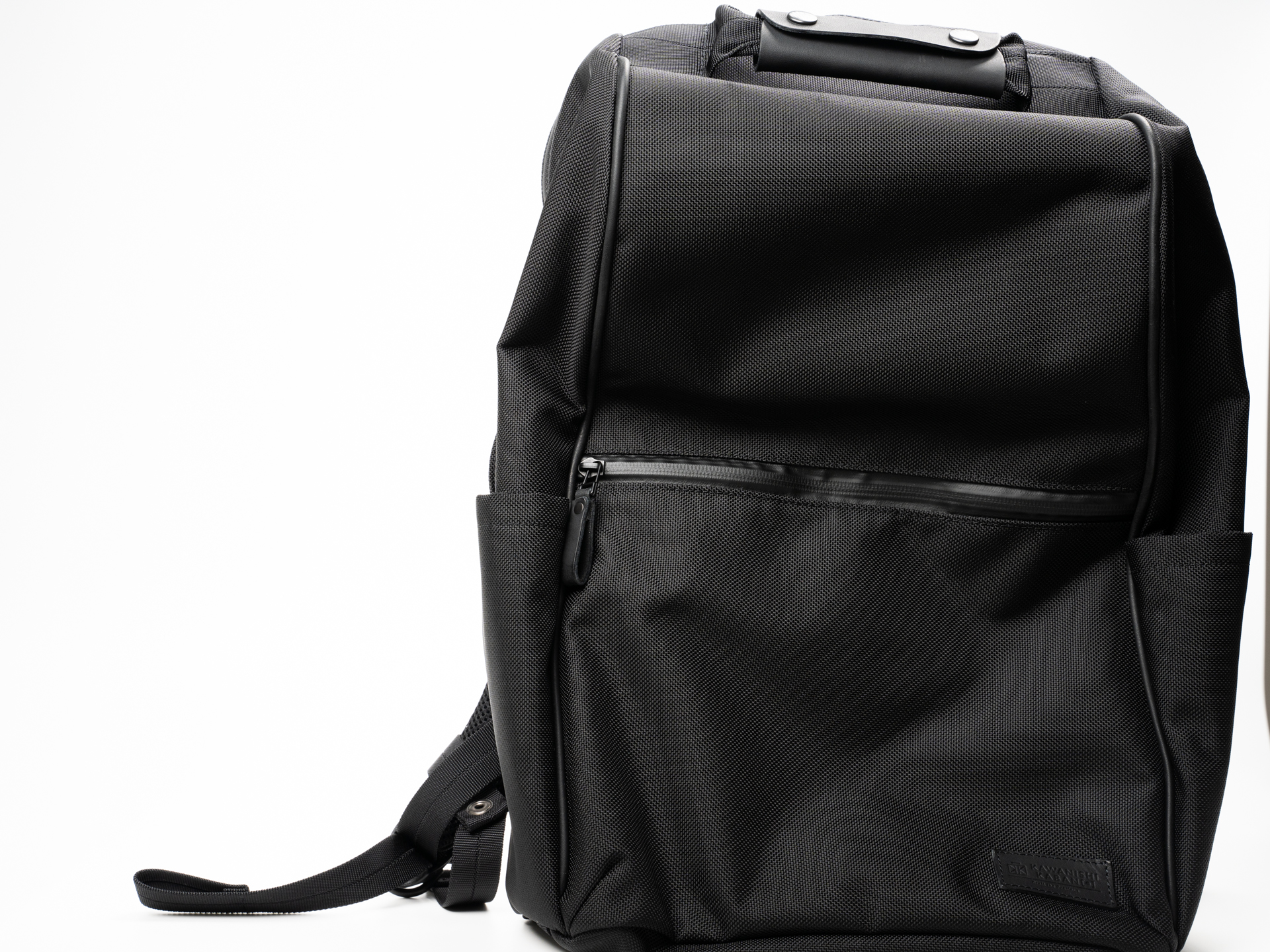 PR】大切なノートPCを預けられる、ビジネスリュック セオエルを紹介