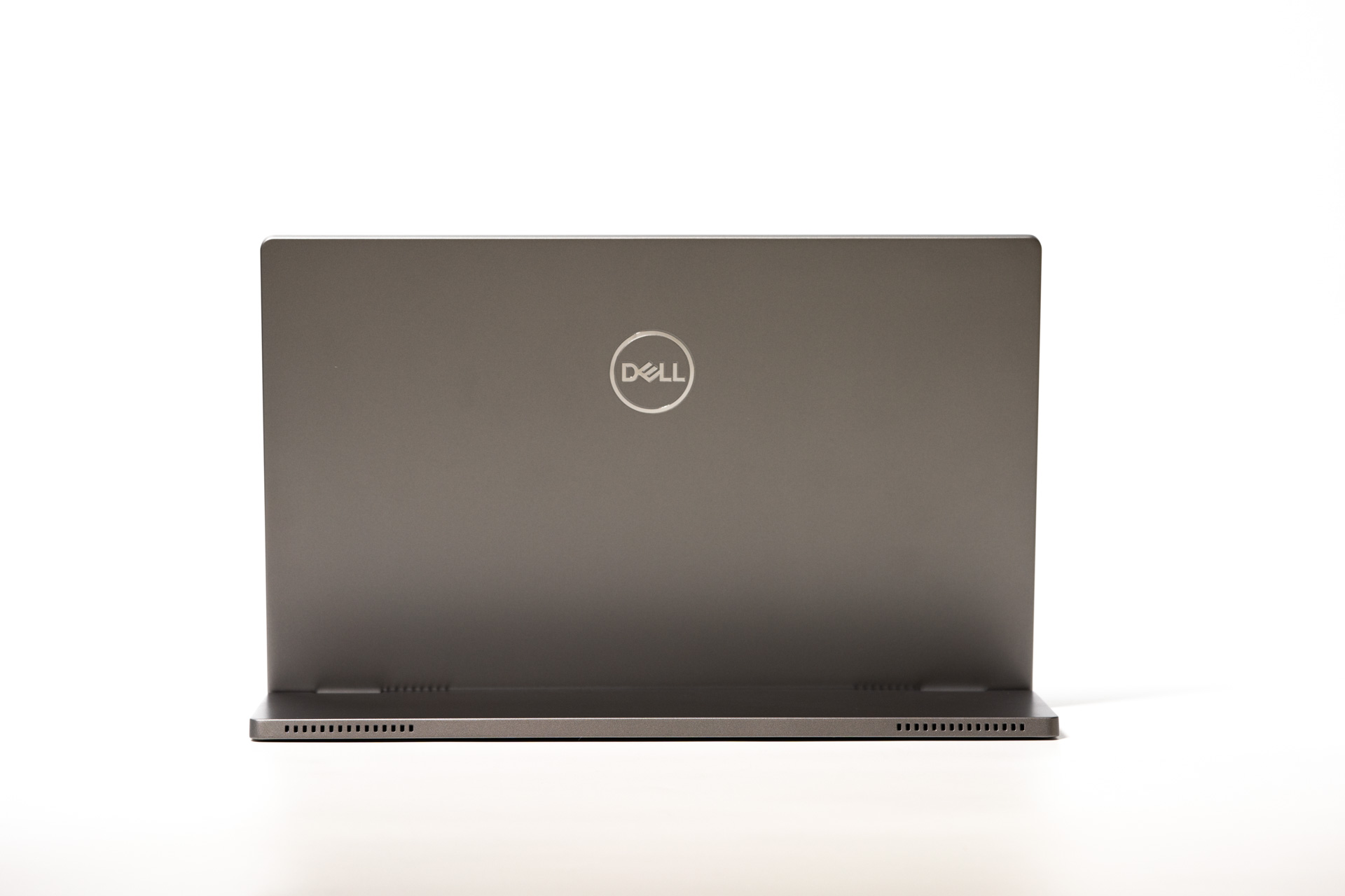DELL C1422H モバイルモニター デル C1422H 14インチ ポータブルモニター レビュー：シンプルで