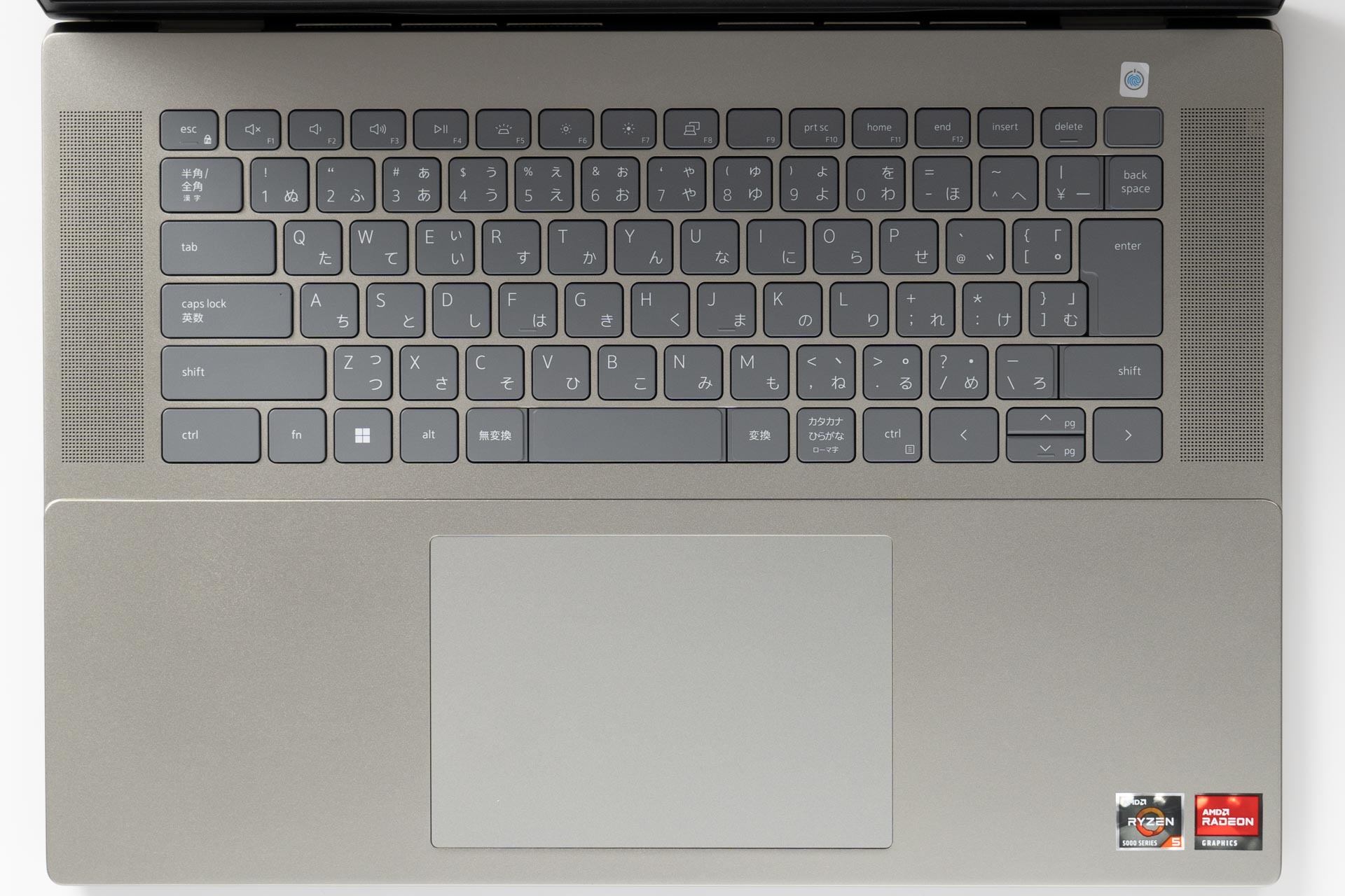 New Inspiron 16 5625レビュー テンキーレスなバランスの良い16