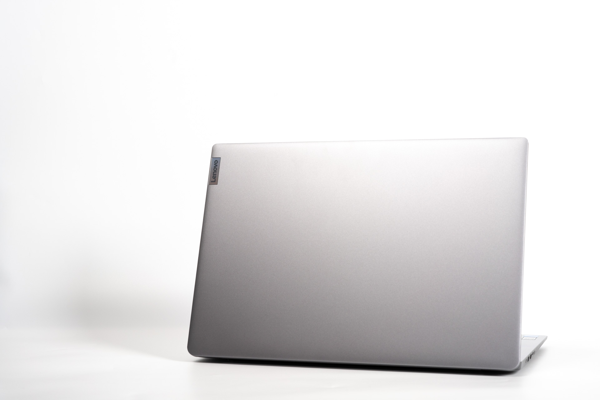 Windowsノート本体 Lenovo IdeaPad Slim 370i 8GB 256GB Lenovo IdeaPad Slim 370i(17.3型 第12世代インテル) | スリムで