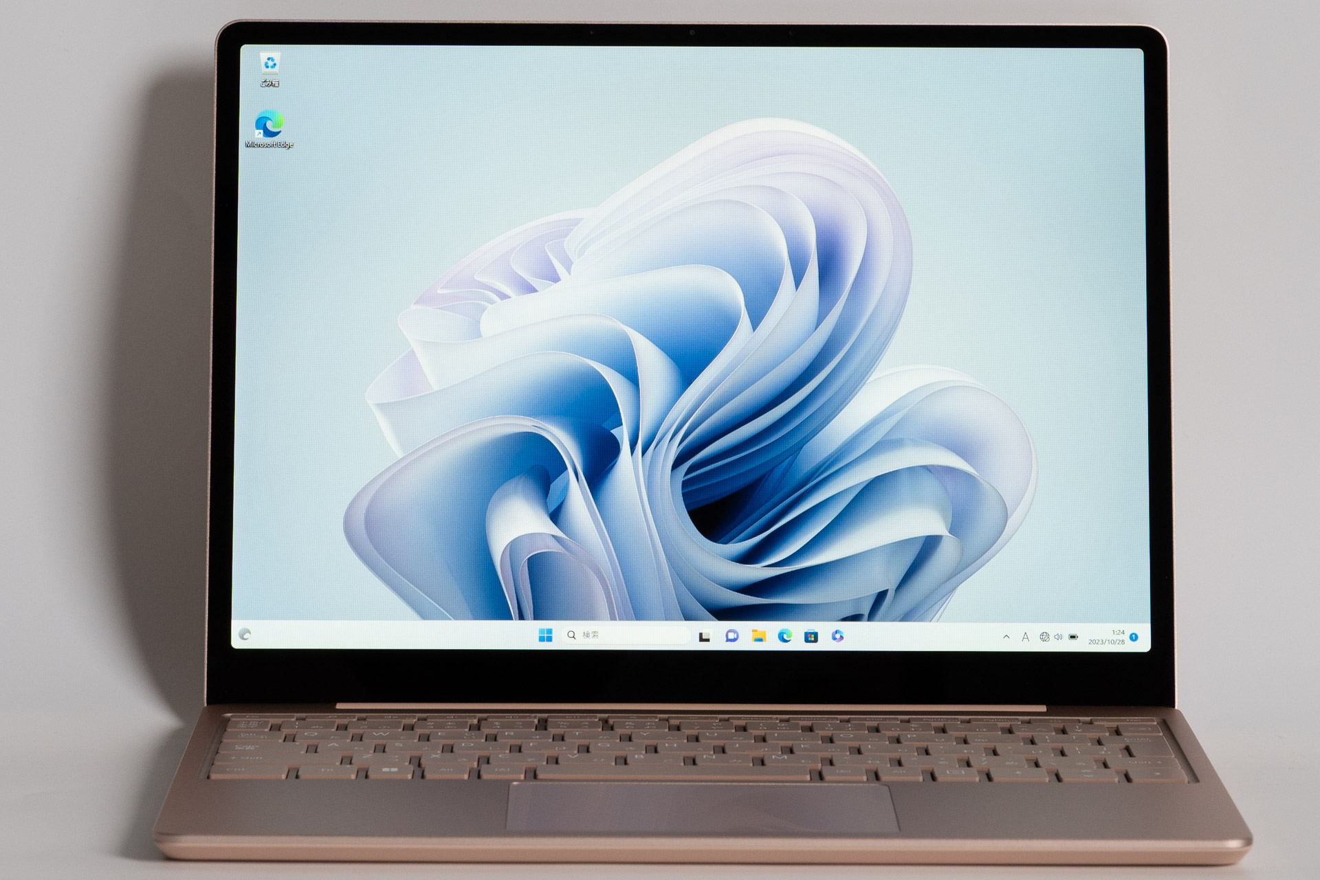 surfacelaptopgo3r2.jpg