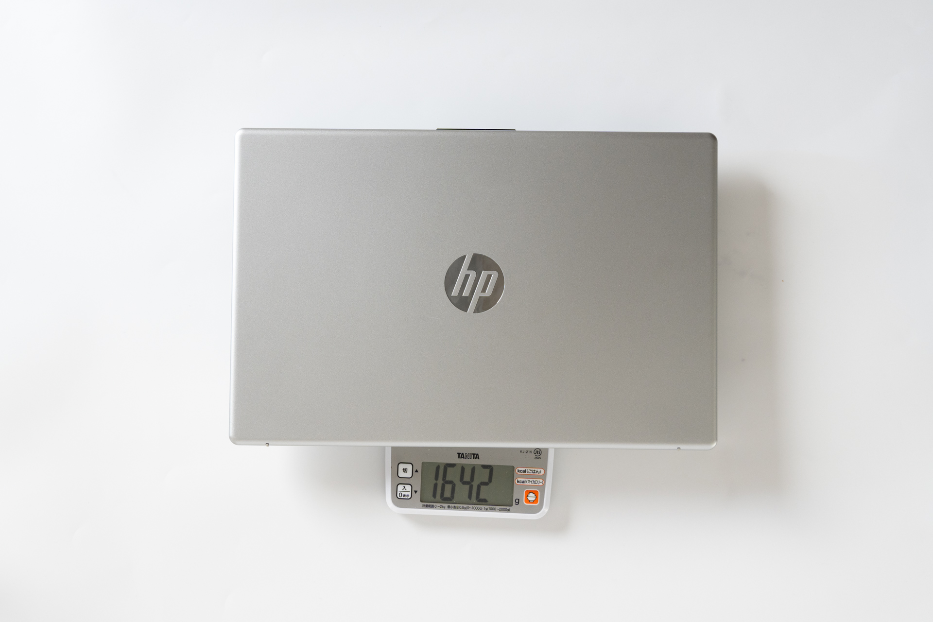HP 15-fc(AMD)レビューJIS配列でテンキー付きのスタンダードノートPC