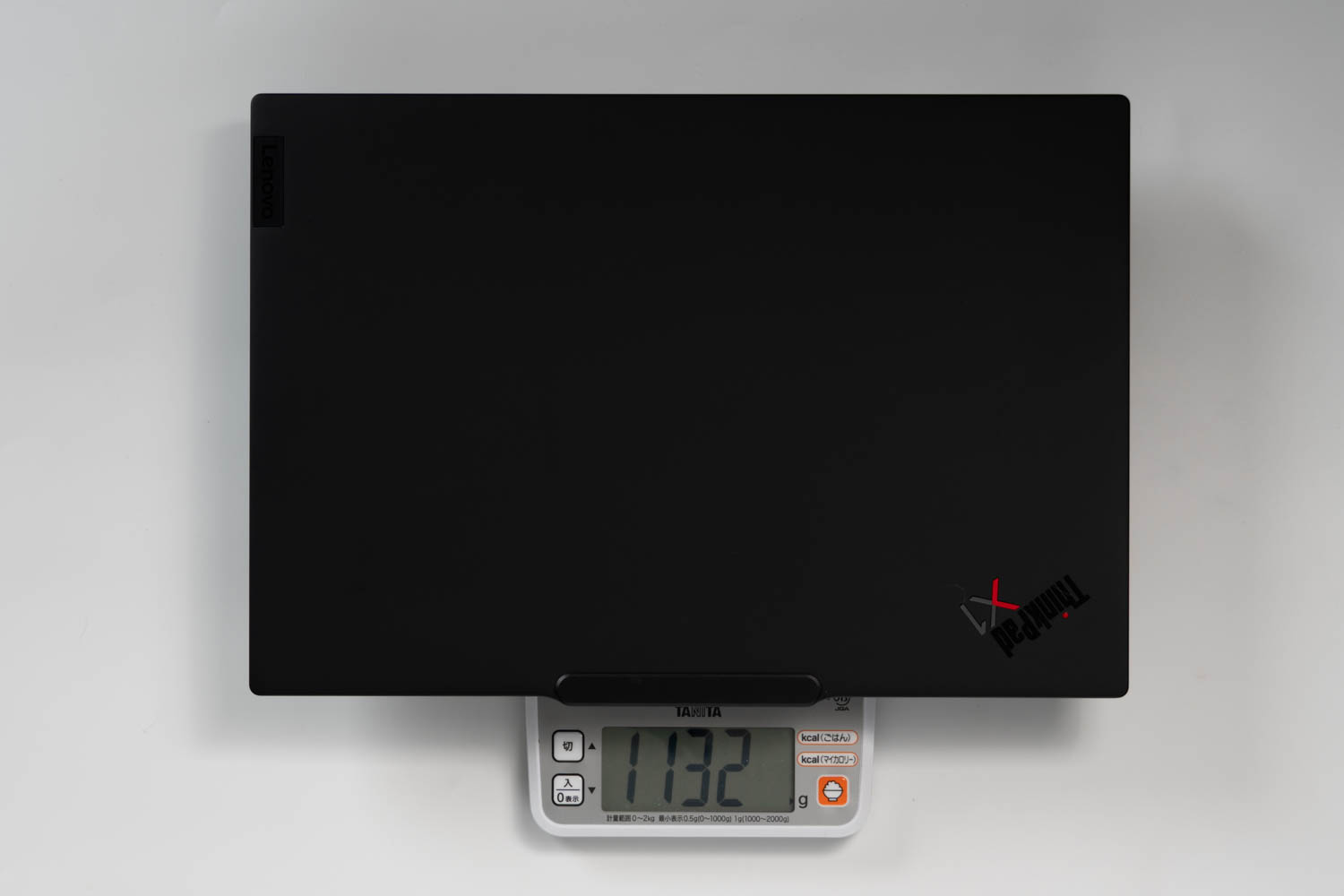 ThinkPad X1 Carbon Gen 12(Core Ultra)レビュー 14型でトップクラスの 