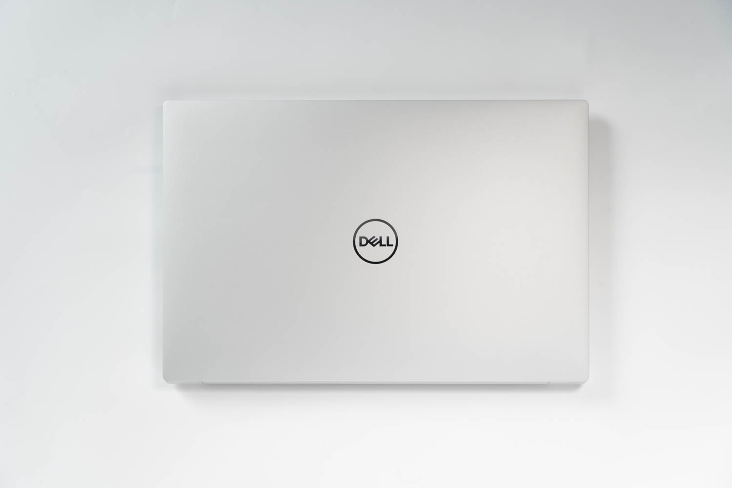 Dell XPS 16(9640) レビュー 大画面を持ち運びたいクリエイターに
