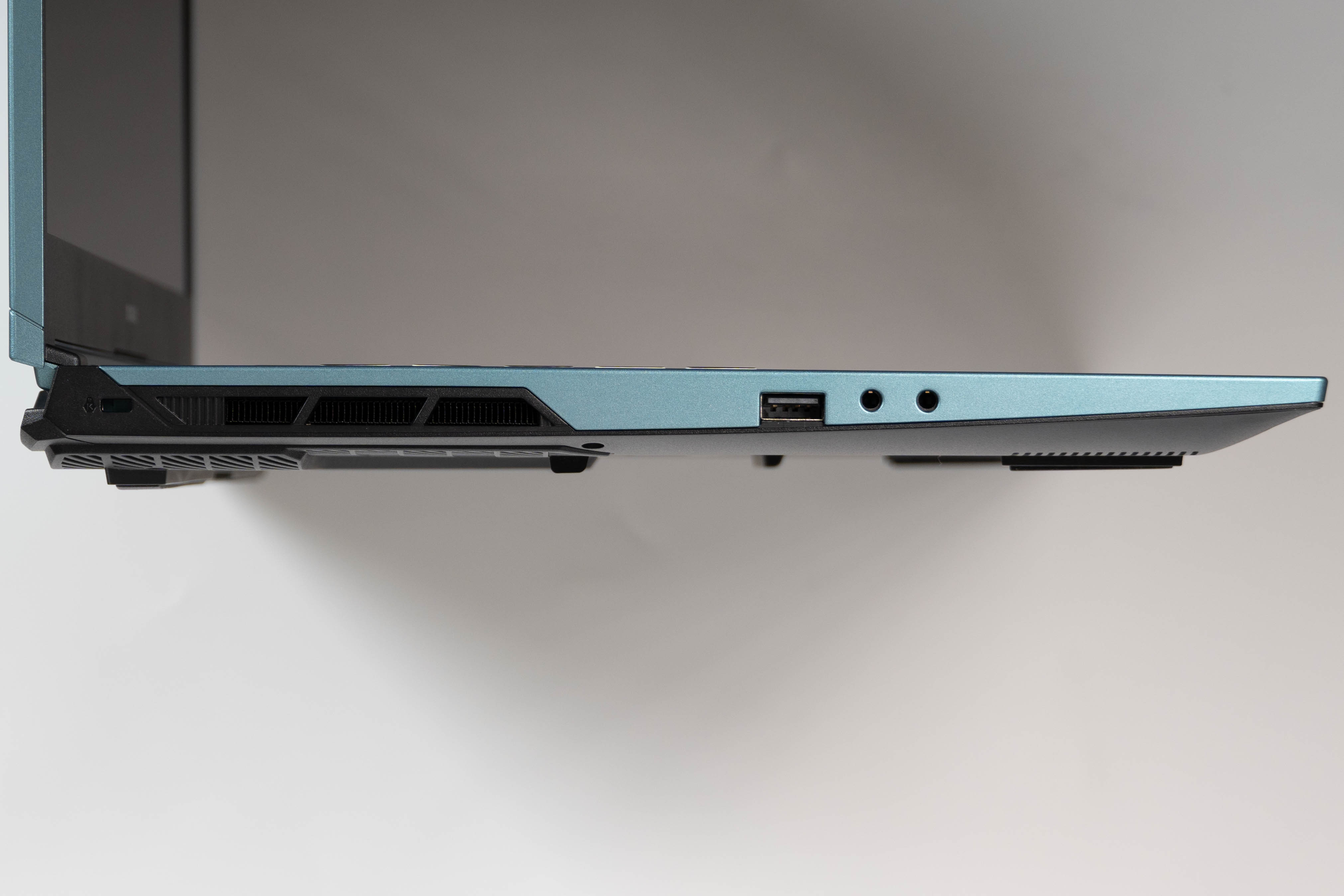 NEXTGEAR J6-A7G60GN-Aレビュー 高性能なオンライン・直営限定モデル 