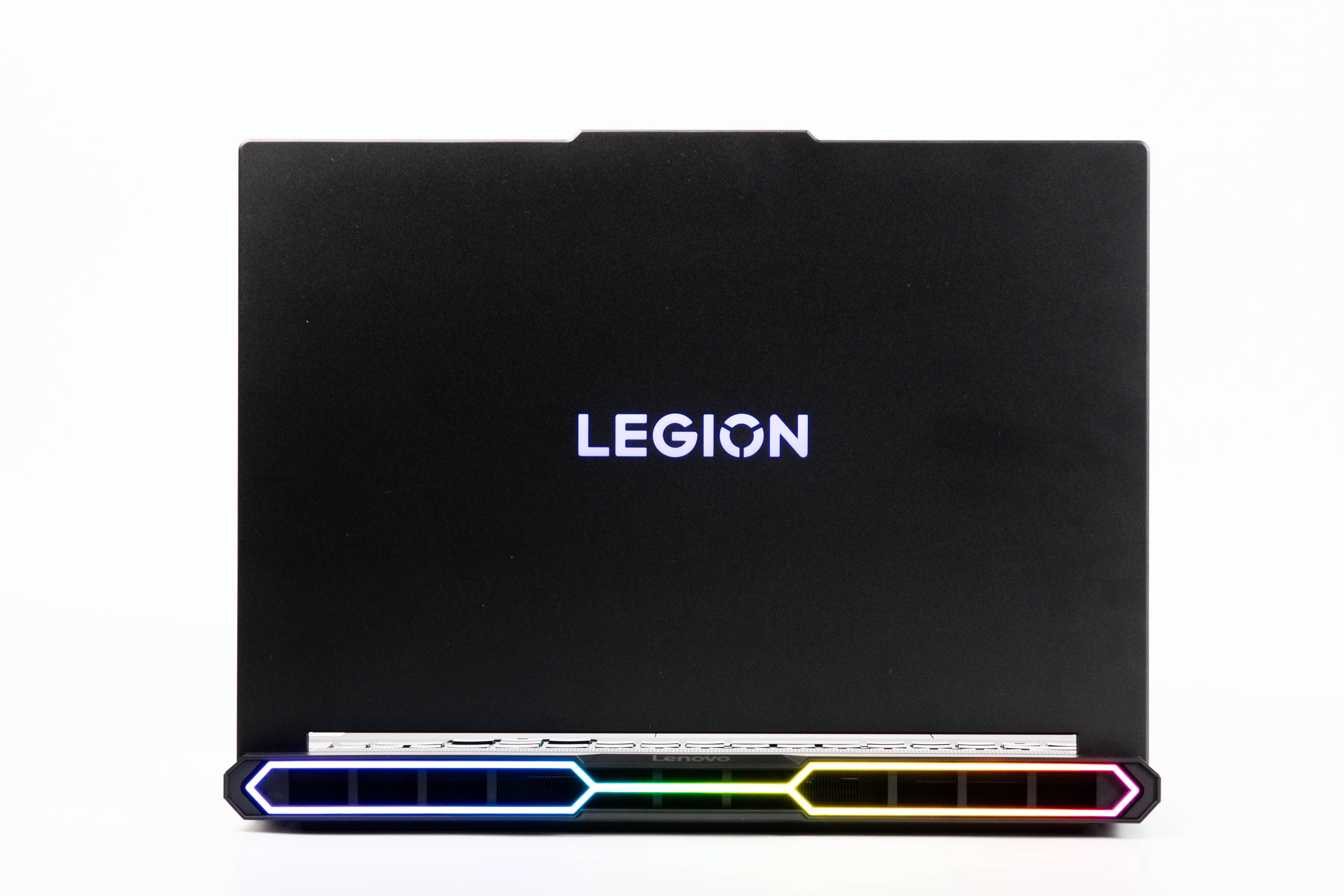 Legion Pro 7i Gen 10レビュー トリプルファン搭載、性能最強クラスの 