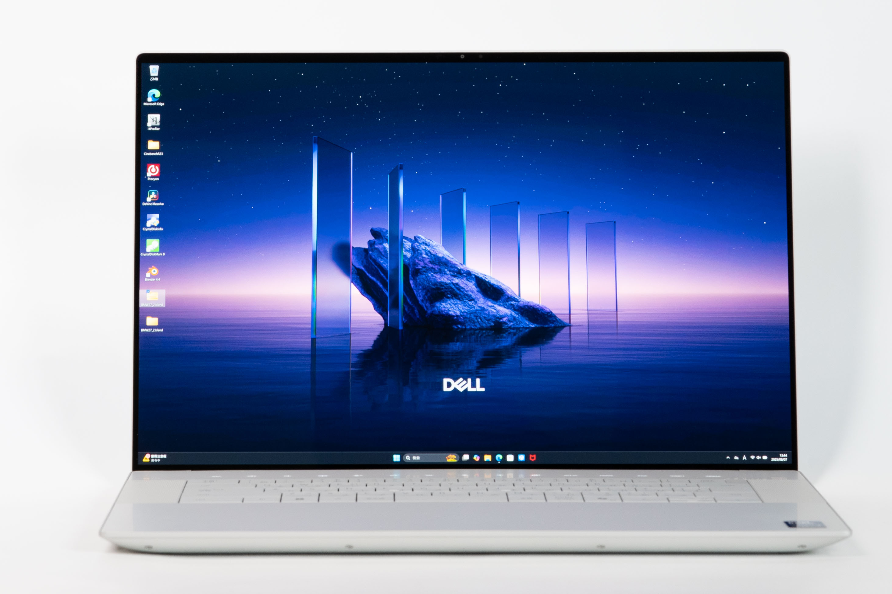 Dell 14 Premium レビュー 14.5型高品質な有機ELパネルを搭載した