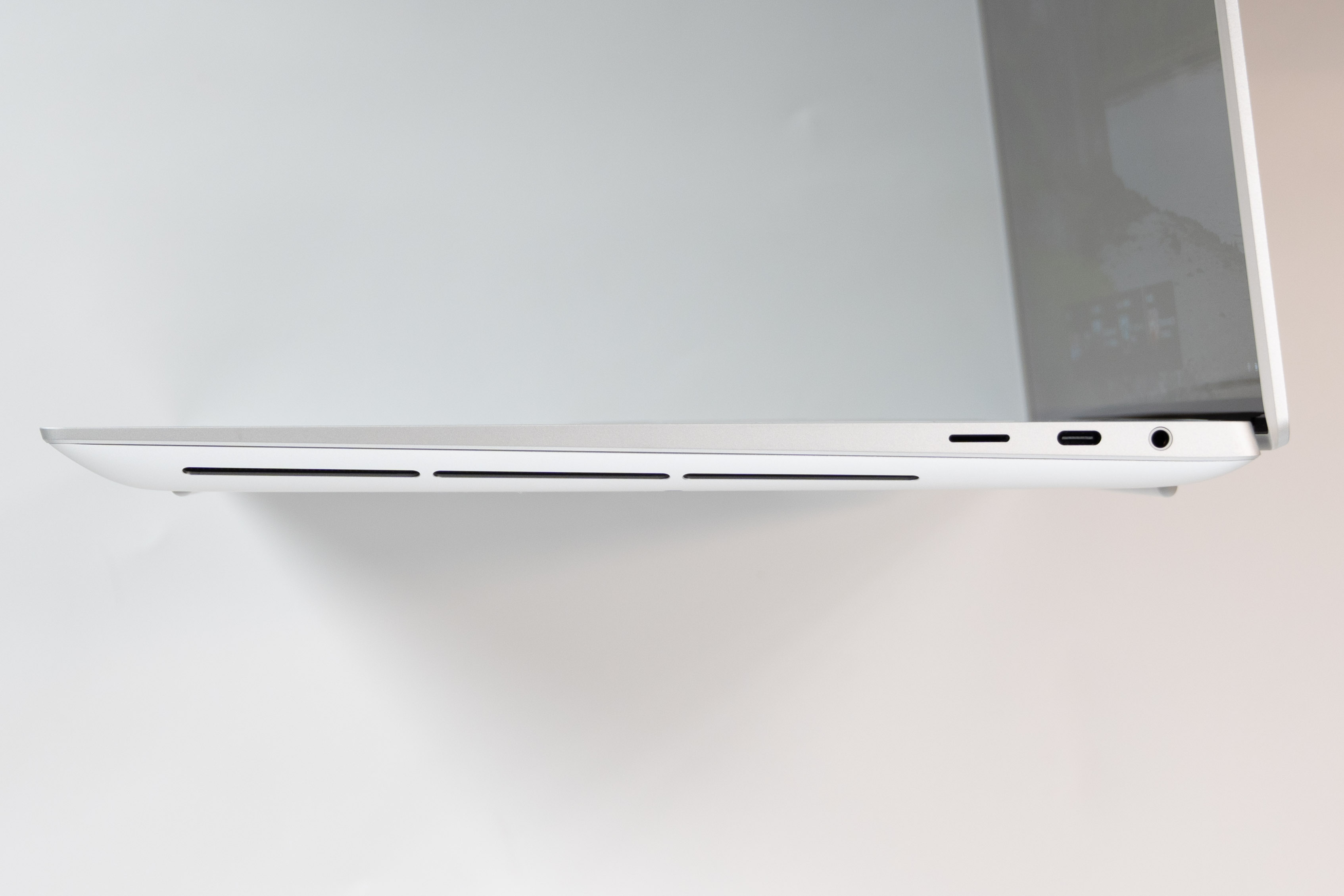 Dell 16 Premium レビュー RTX50シリーズ搭載高性能クリエイターノート