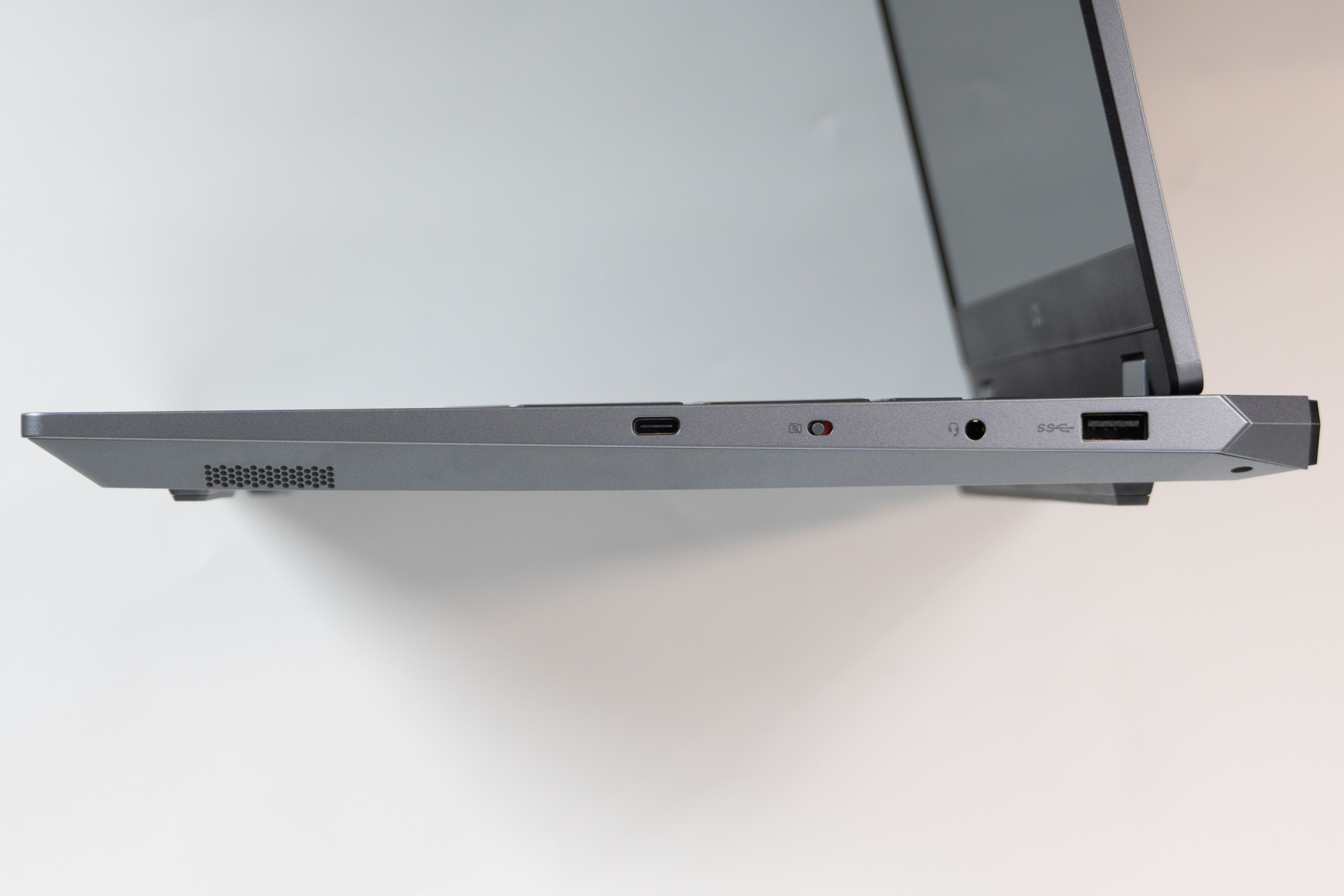 Lenovo LOQ 15 AHP10レビュー RTX5060搭載でフルHDゲーミングが快適な