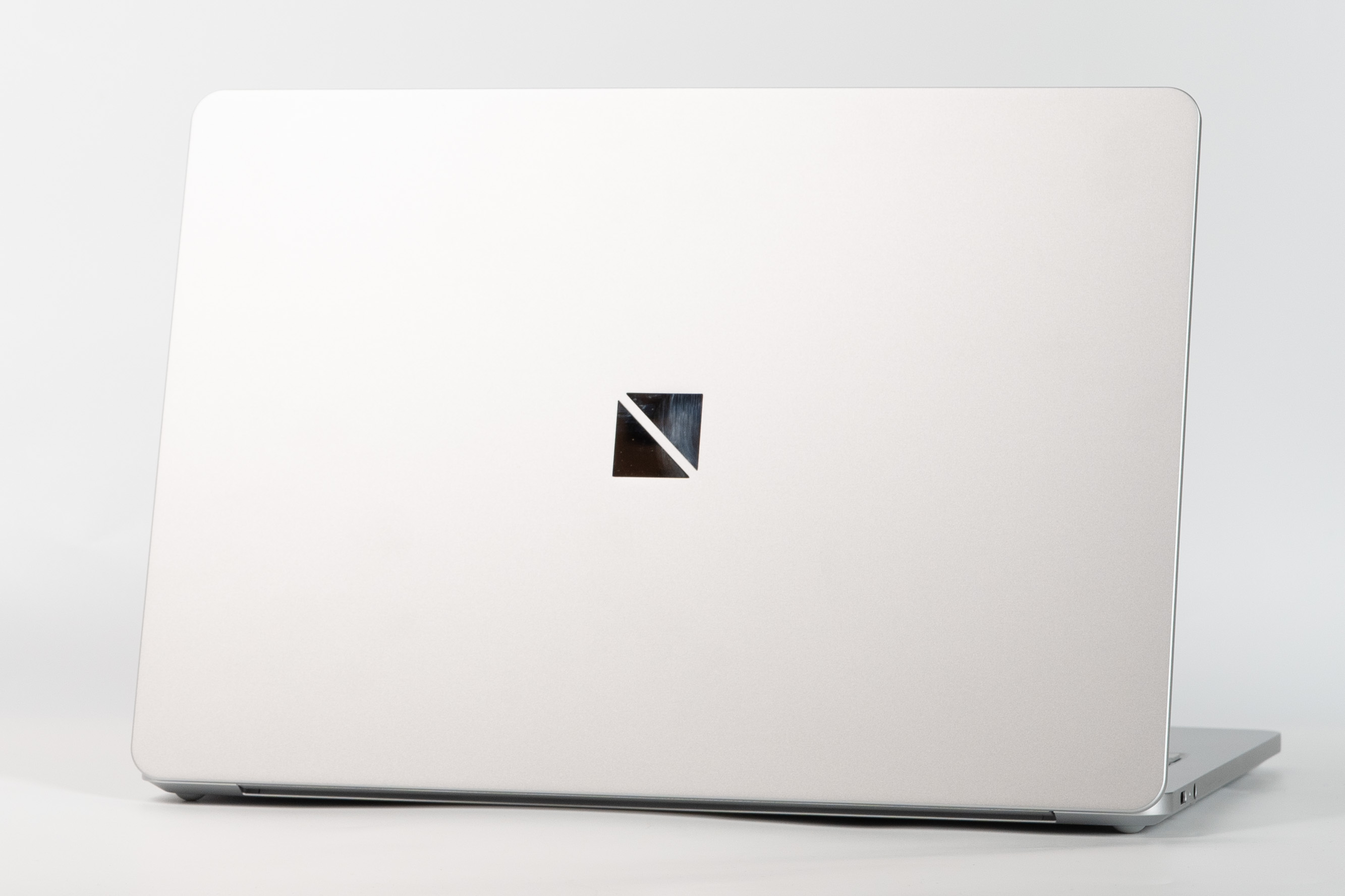 LAVIE SOL レビュー 13.3型デザイン性に優れた高品質モバイルノートPC