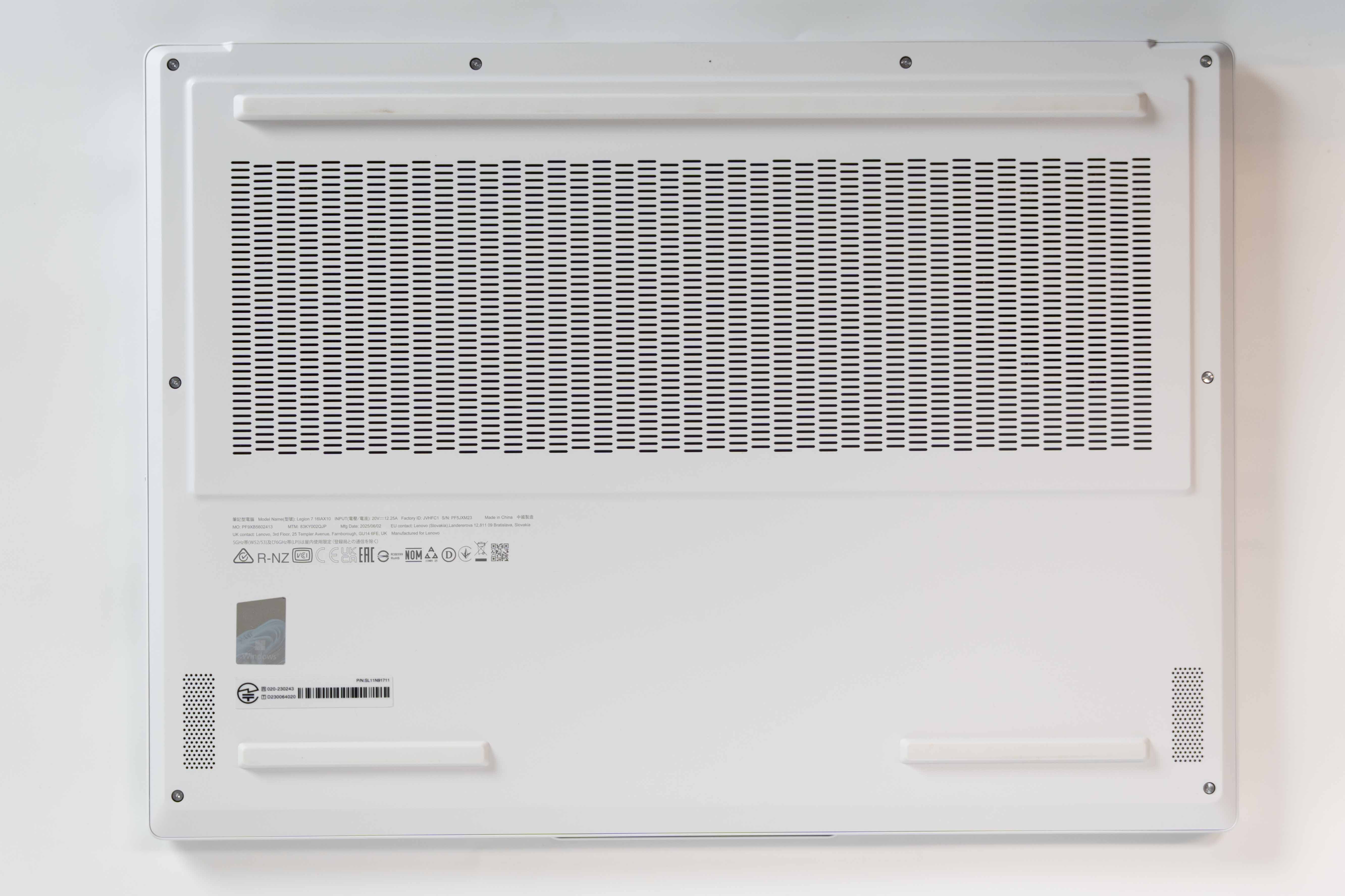 【未開封品】Lenovo Legion 7i Gen 10 グレイシャーホワイト Lenovo Legion 7i Gen 10(16型 Intel) | ゲーマー向け16型ゲーミング