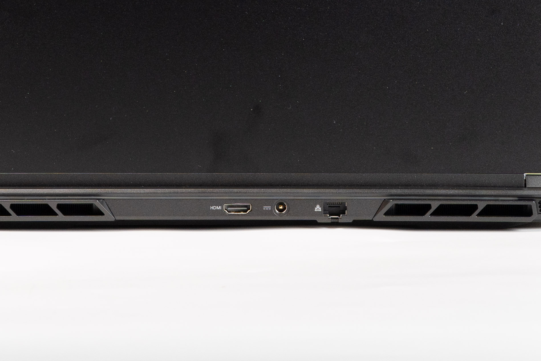 DAIV N6-I7G7TBK-C(NVIDIA Studio 認定PC) レビュー 薄型高性能 