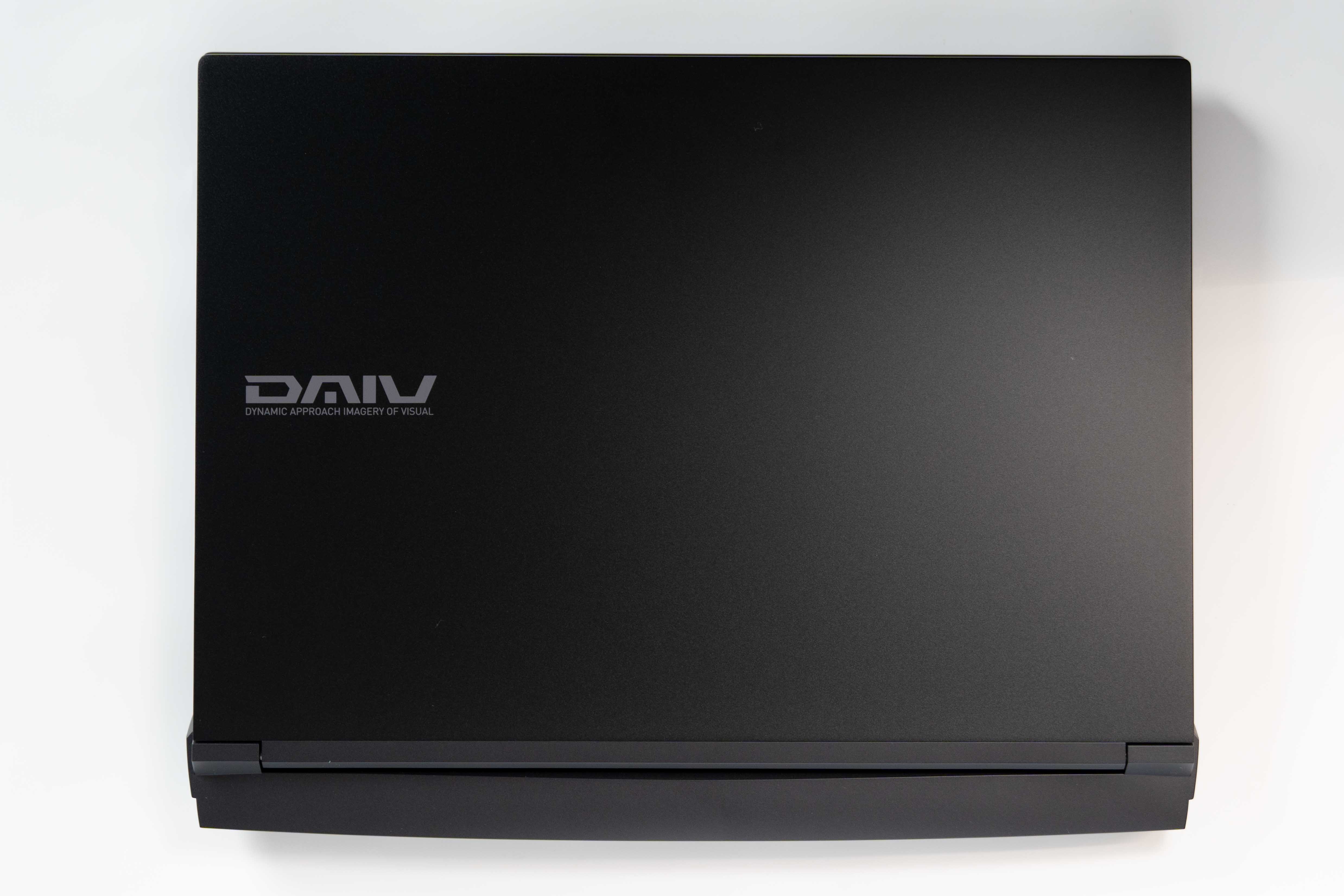 DAIV N8-I9G90BK-Aレビュー 18型の最強クラスのクリエイターノートPC