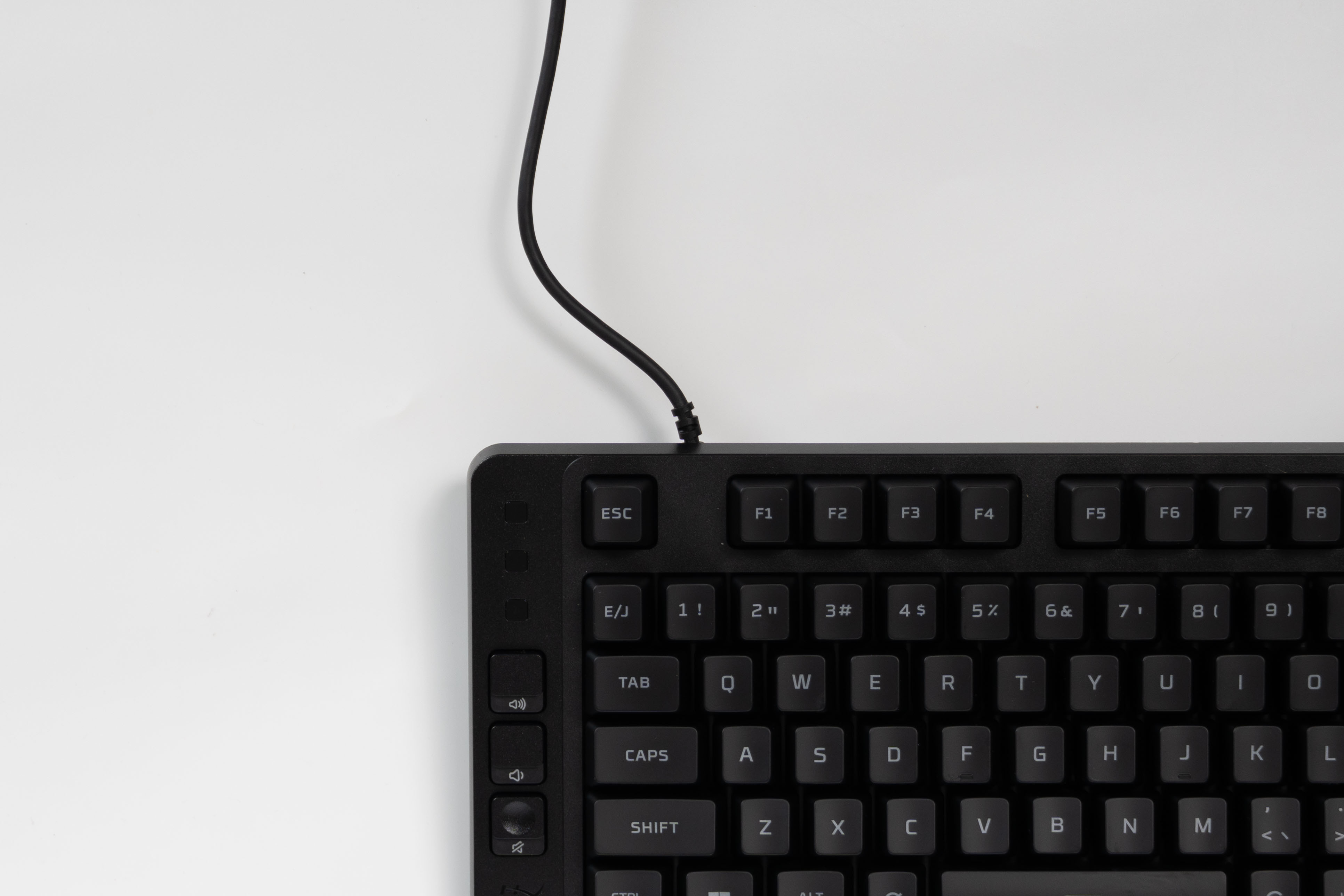 HyperX Eve 1800レビュー1800配列で予算1万円以下買える、コンパクト 
