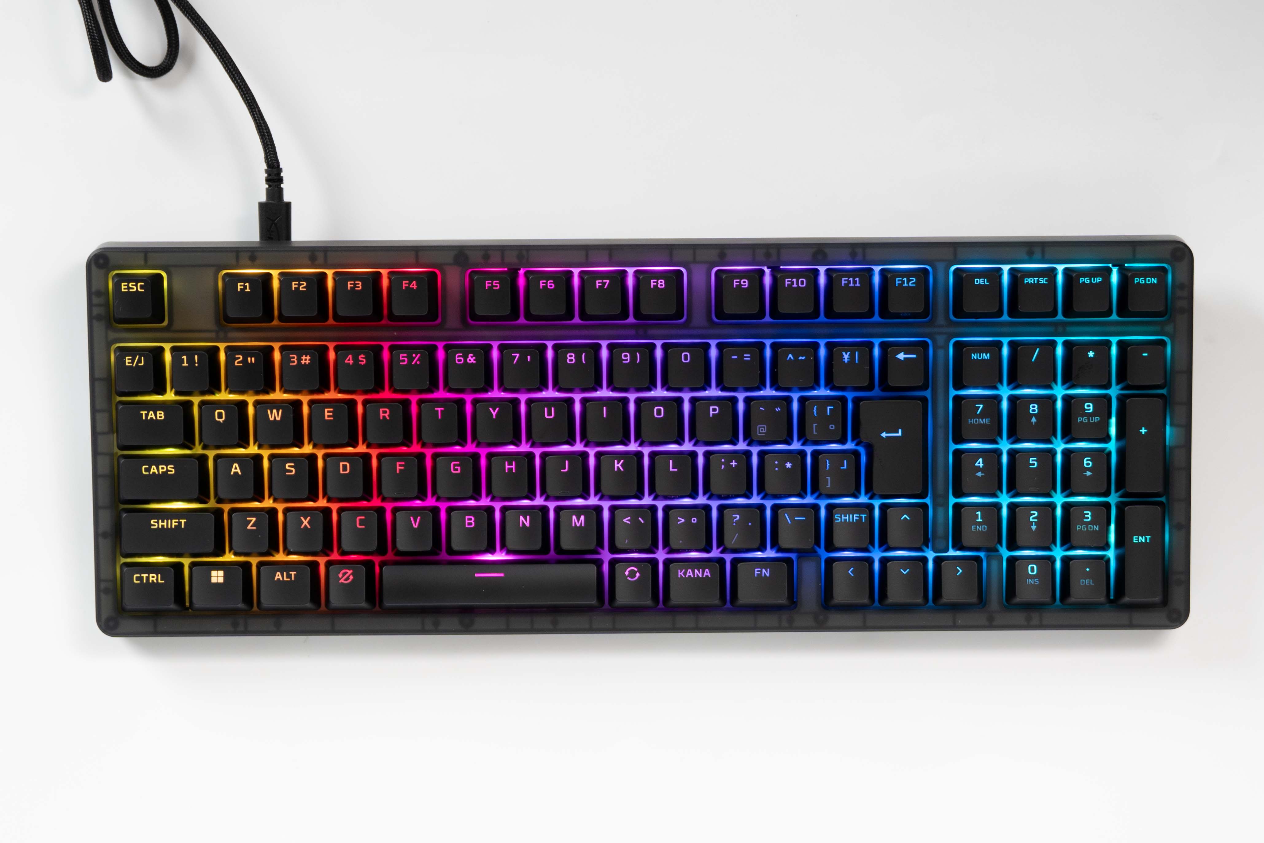 HyperX Origins 2 1800レビュー自分好みに仕上げられるコンパクト