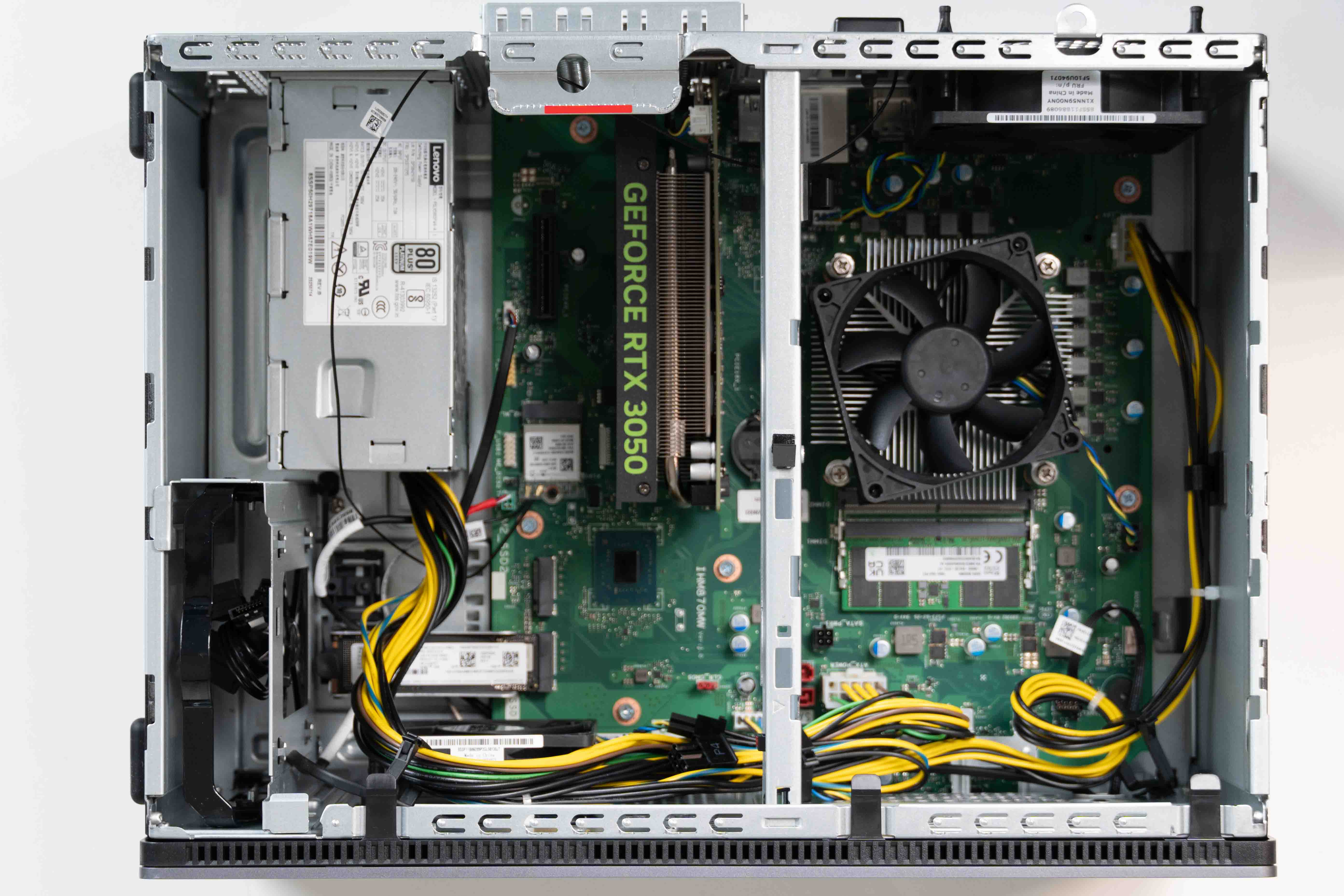 Lenovo LOQ Tower 17IAX10(Intel)レビューノートPC用Core Ultra 搭載の